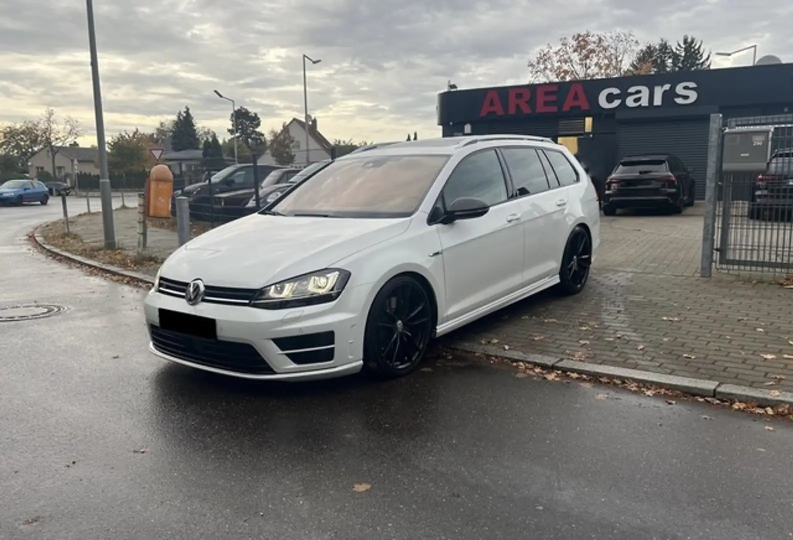 Volkswagen Golf Variant VII R 4M*PANO*LEDER*NAVI*DYNAUD*ABT* Alb - 1