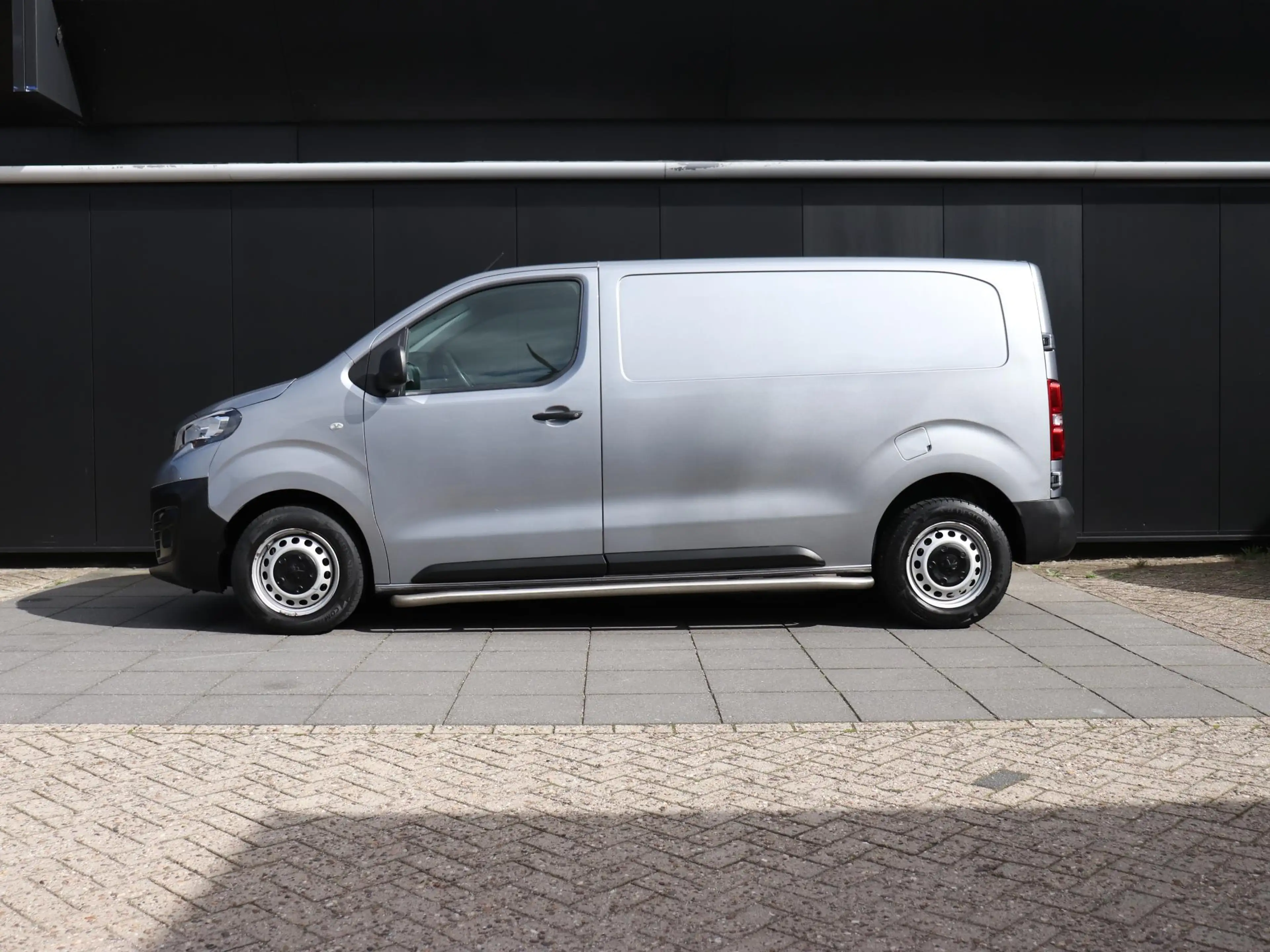 Peugeot Expert 2.0 BlueHDI 145 Standard Premium | TREKHAAK | PDC — photo 2
