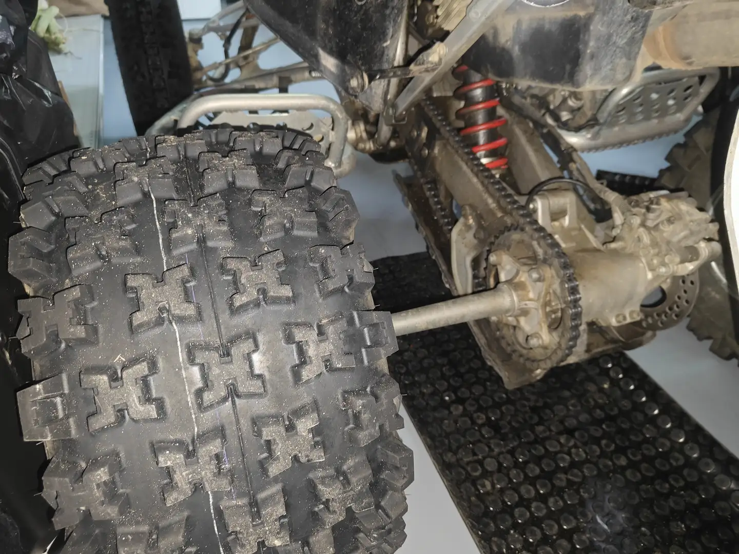 Honda TRX 450 Rojo - 1