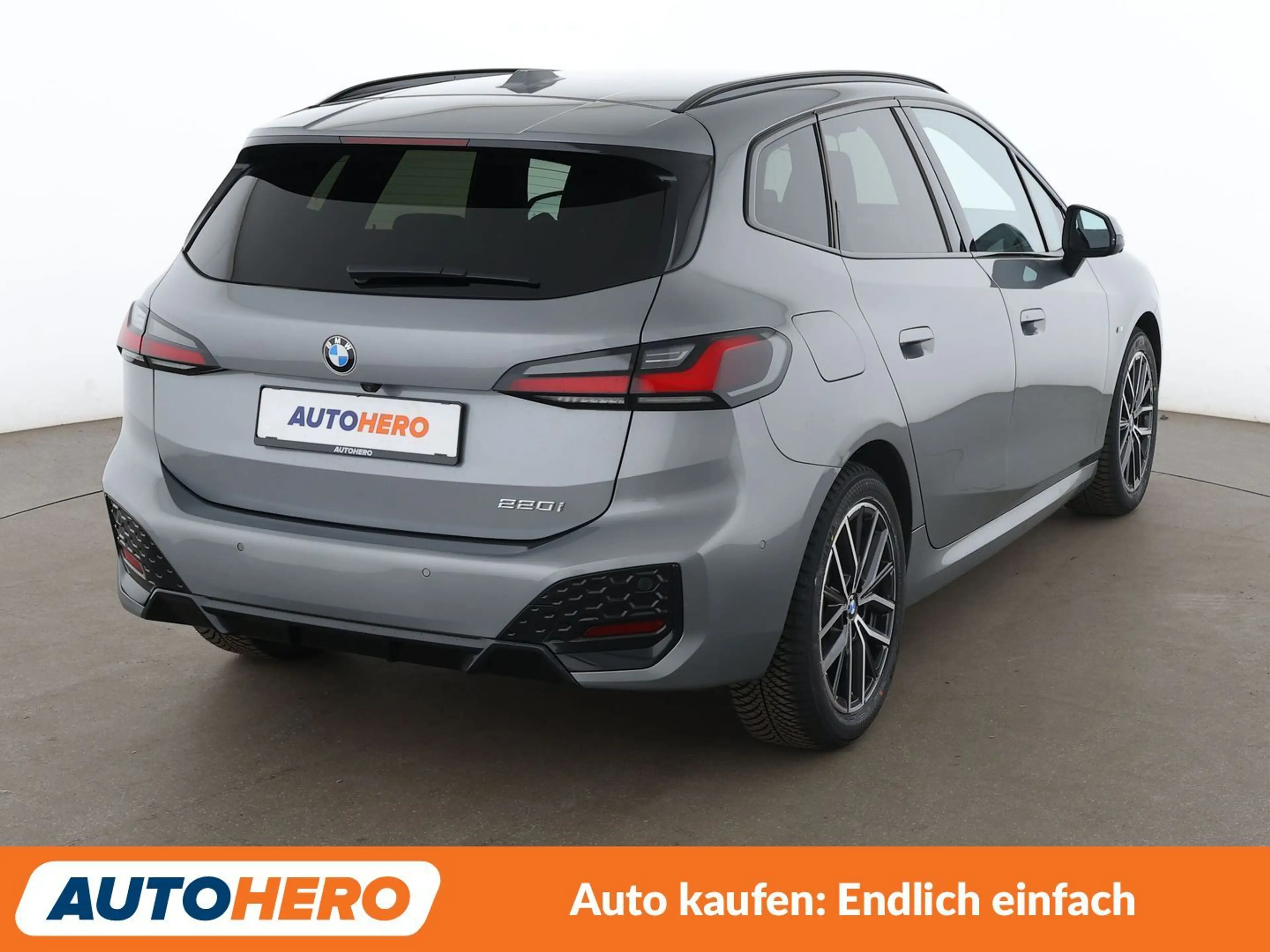 BMW 220 220i Active Tourer Mild-Hybrid M Sport Aut.*NAVI* — photo 6