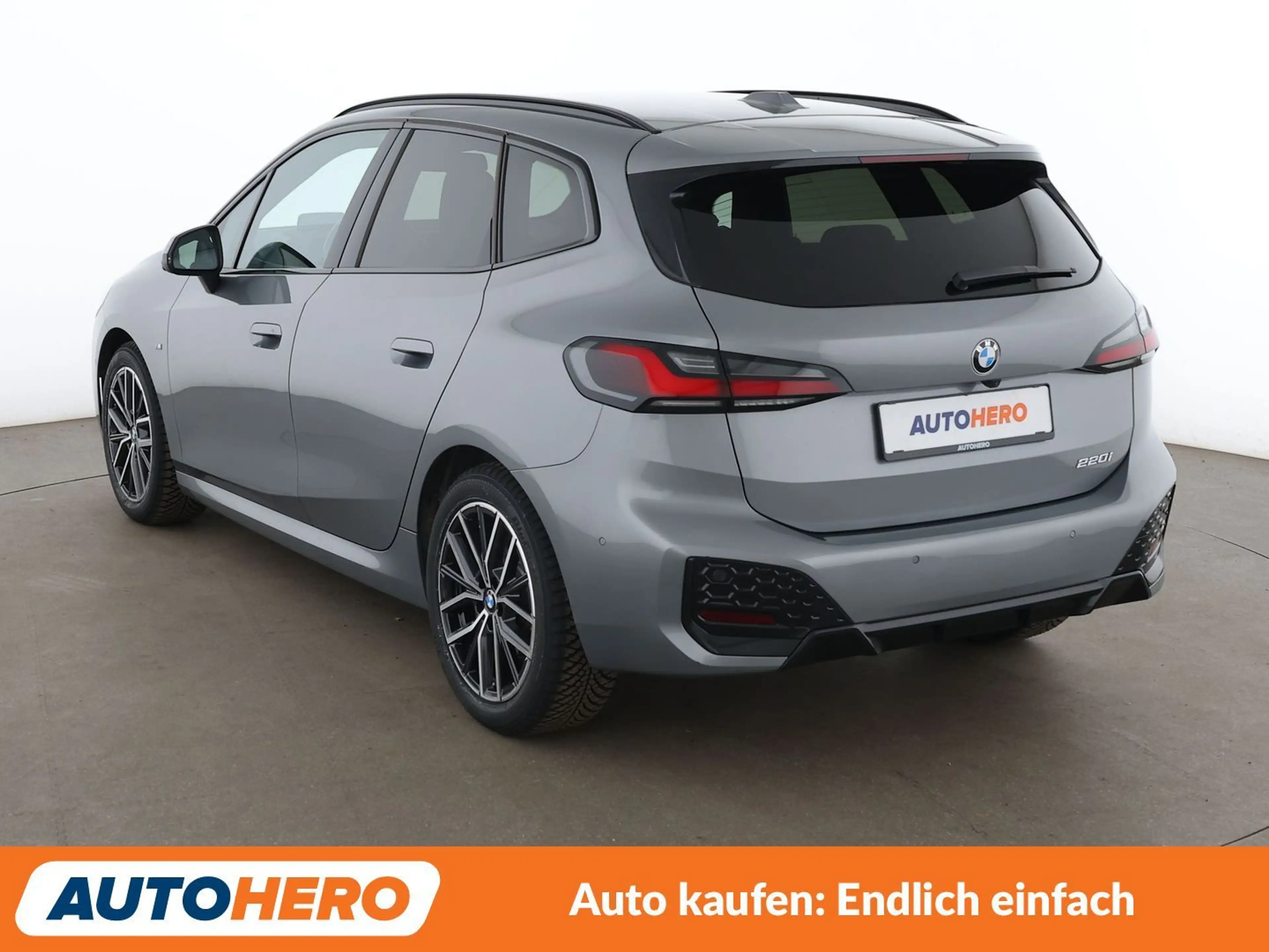 BMW 220 220i Active Tourer Mild-Hybrid M Sport Aut.*NAVI* — photo 4