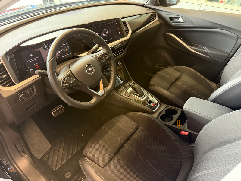 Opel Grandland 1.6 Turbo GS Line LED+Navi+SHZ+2xKlima — photo 12