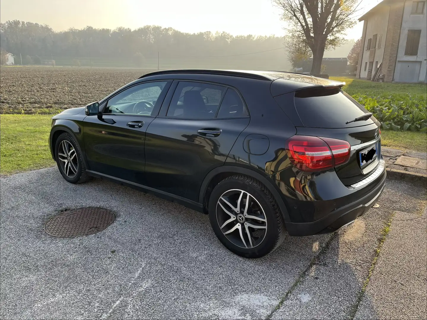 Mercedes-Benz GLA 200 d Sport auto - 2