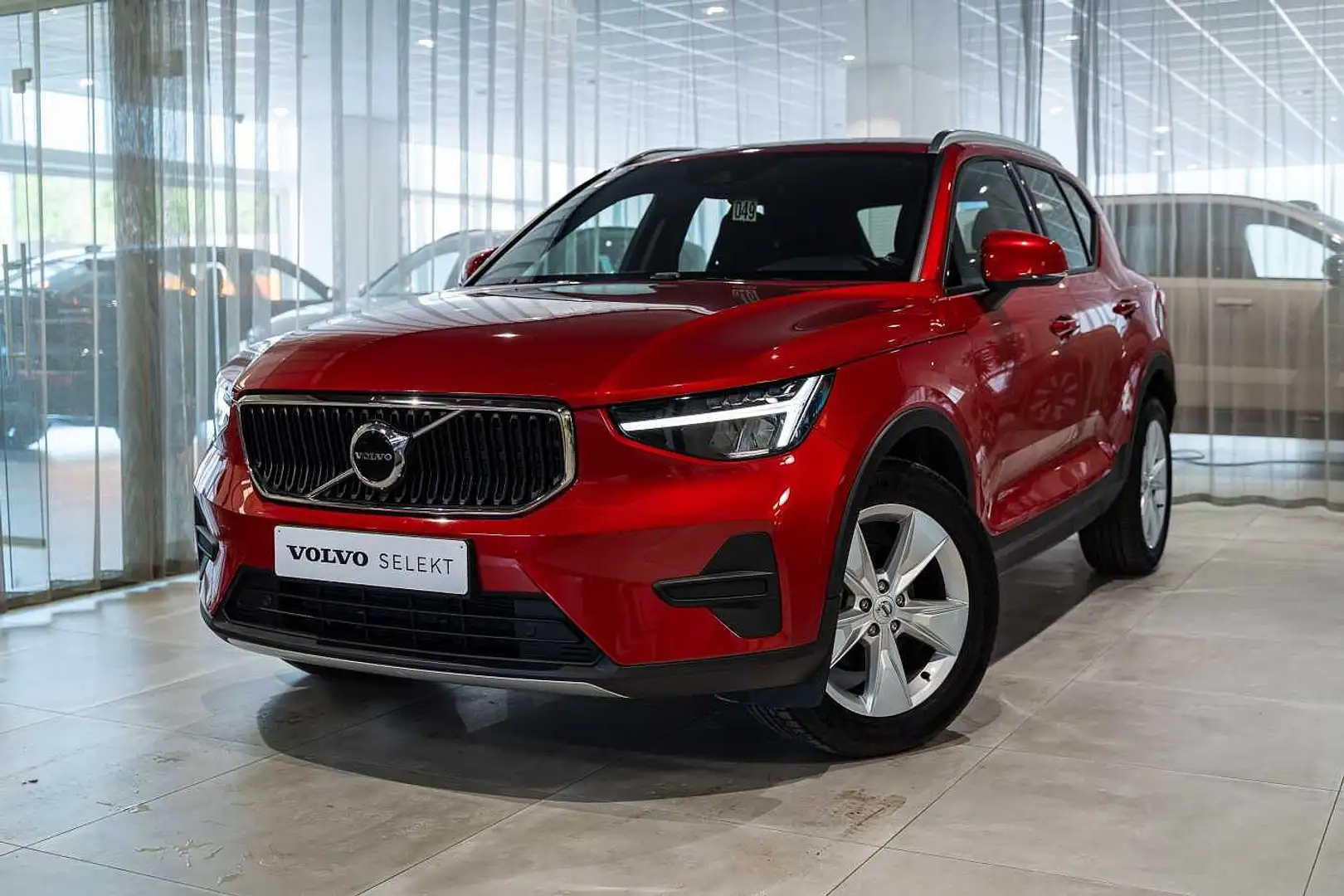 Volvo XC40 Core, T2 Auto Rosso - 1