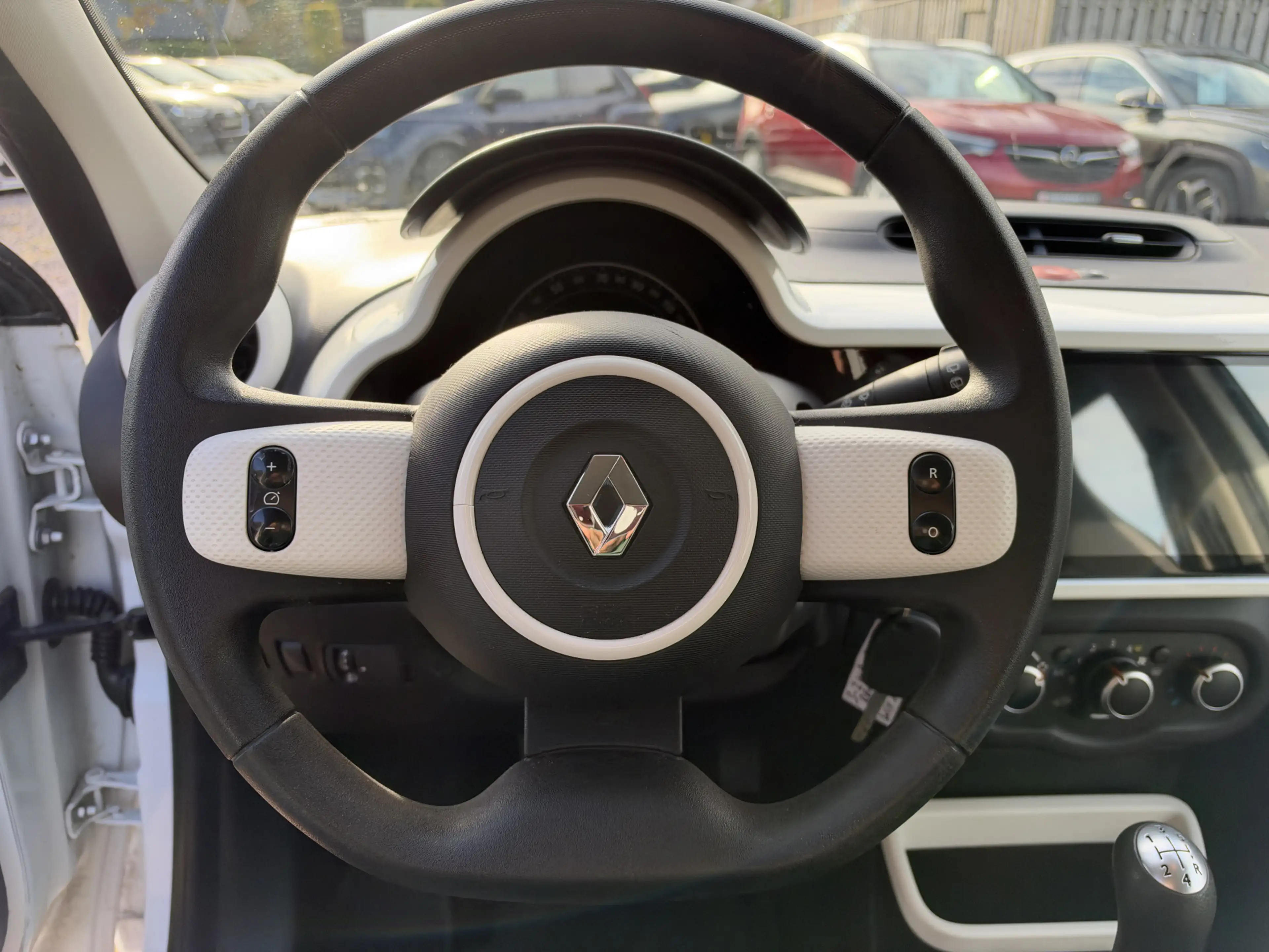 Renault Twingo 1.0 SCe Expression Carplay / Android / Cruise cont — photo 4
