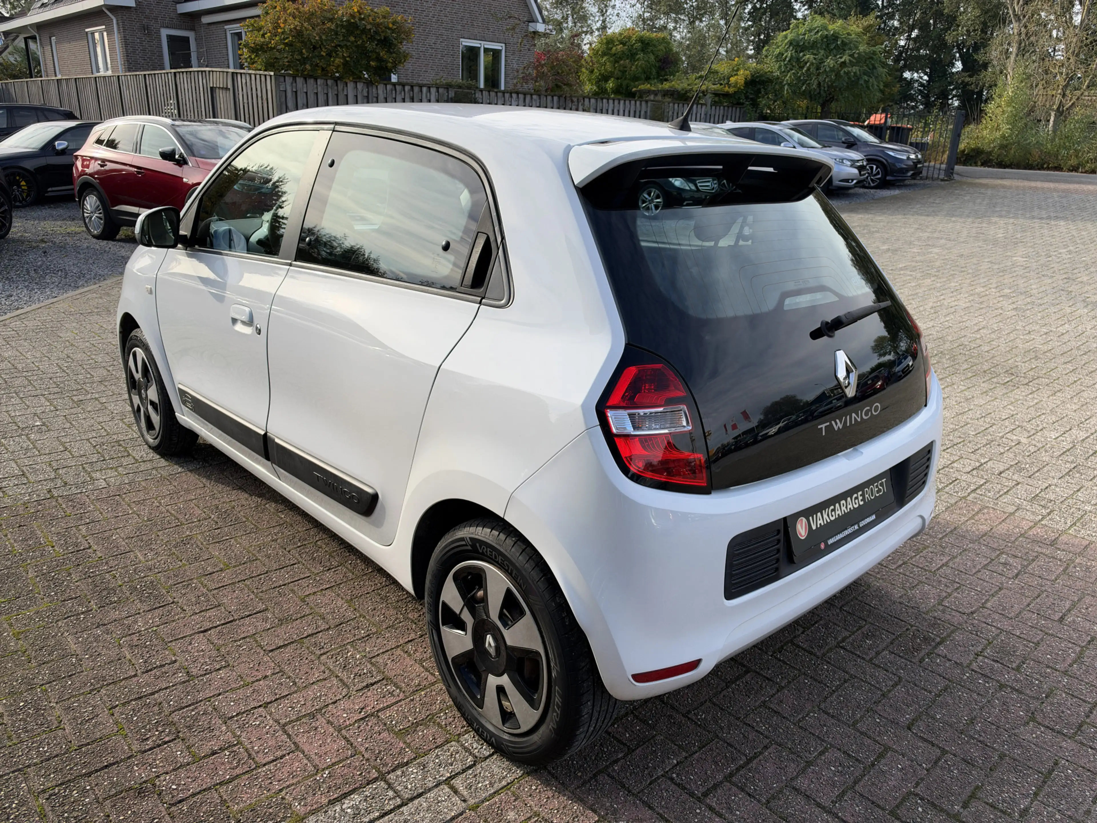 Renault Twingo 1.0 SCe Expression Carplay / Android / Cruise cont — photo 16
