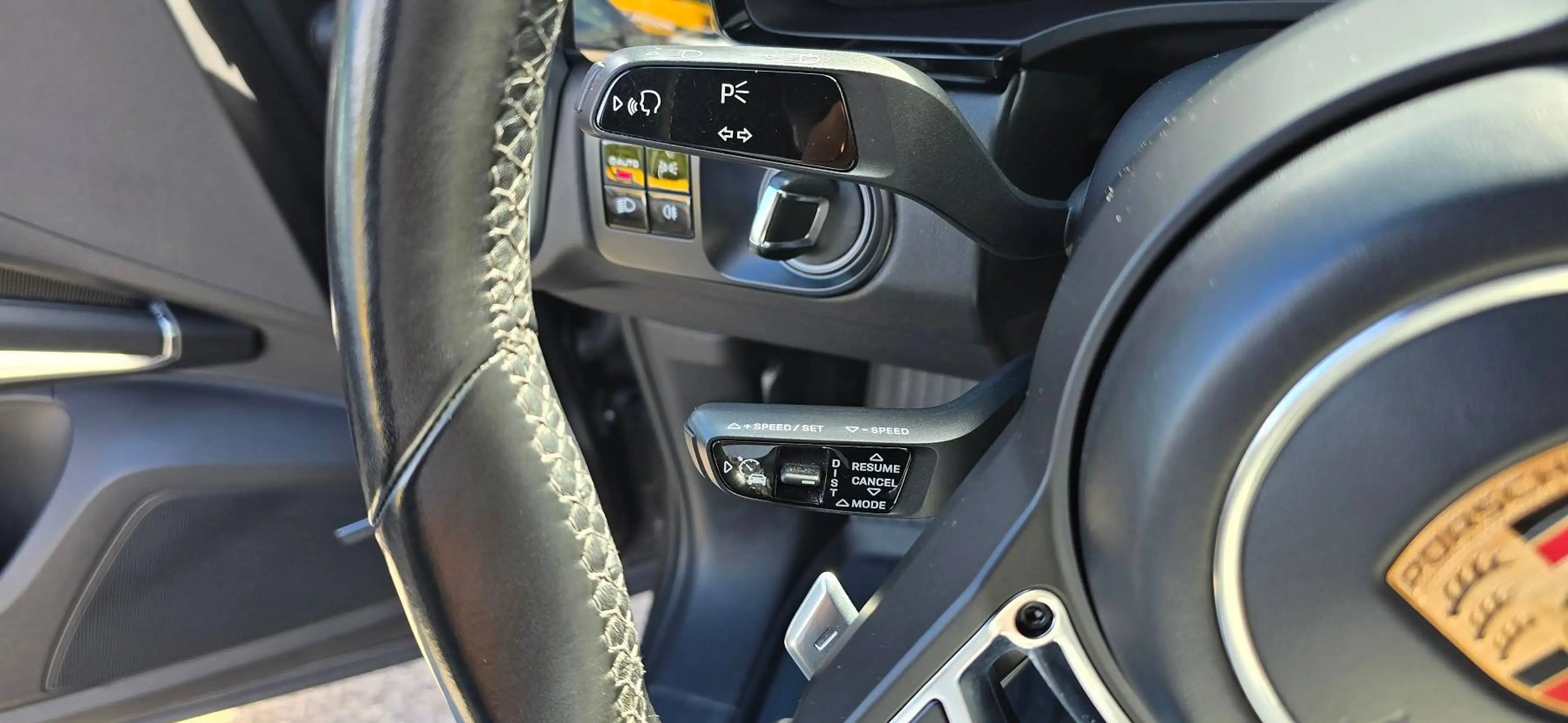 Porsche Cayenne Cayenne Turbo*Panorama*Matrix*Luft*Chrono* — photo 15