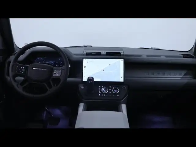 Land Rover Defender view 15