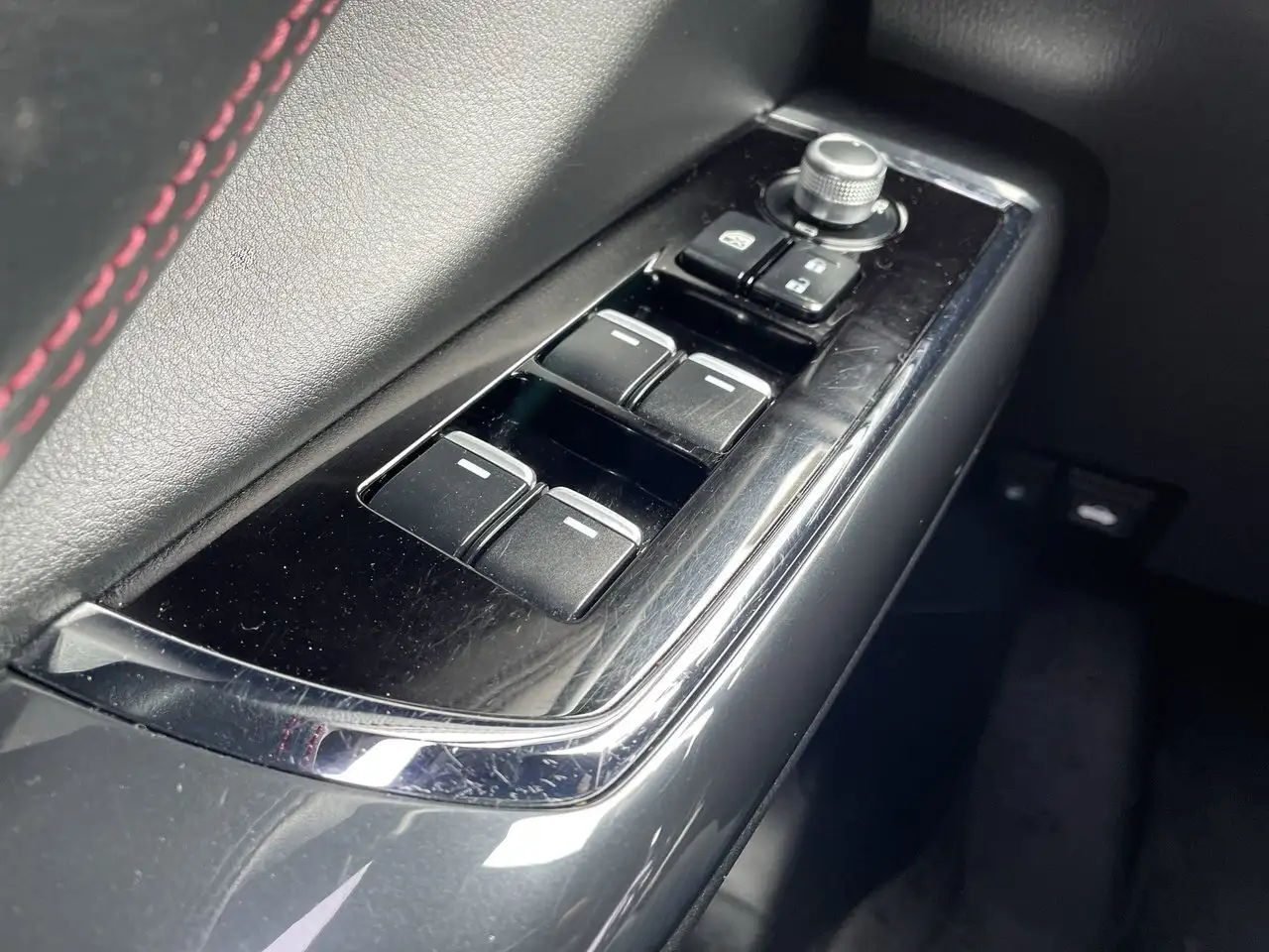 Mazda CX-9 снимка Mazda CX-9