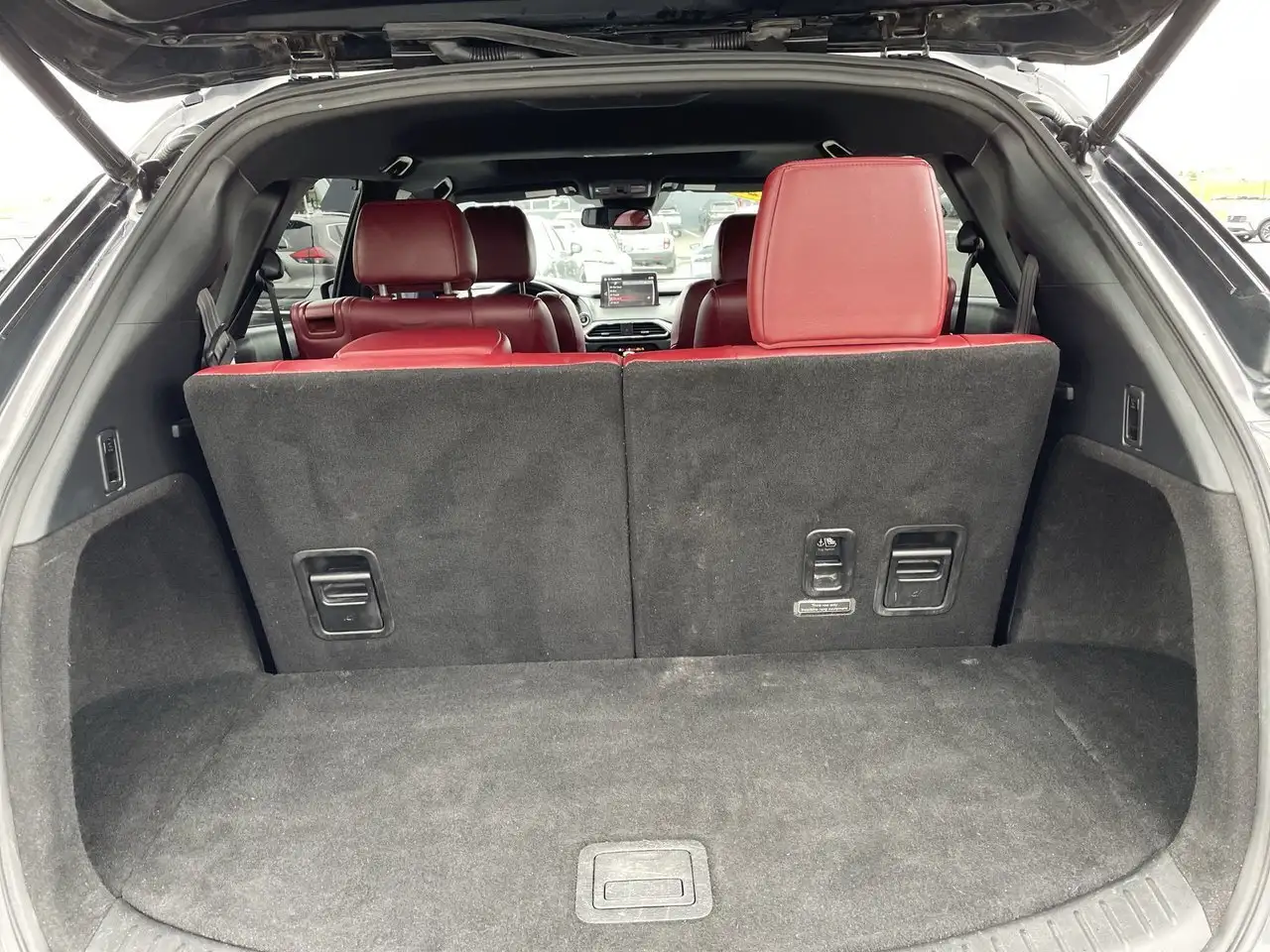Mazda CX-9 снимка Mazda CX-9
