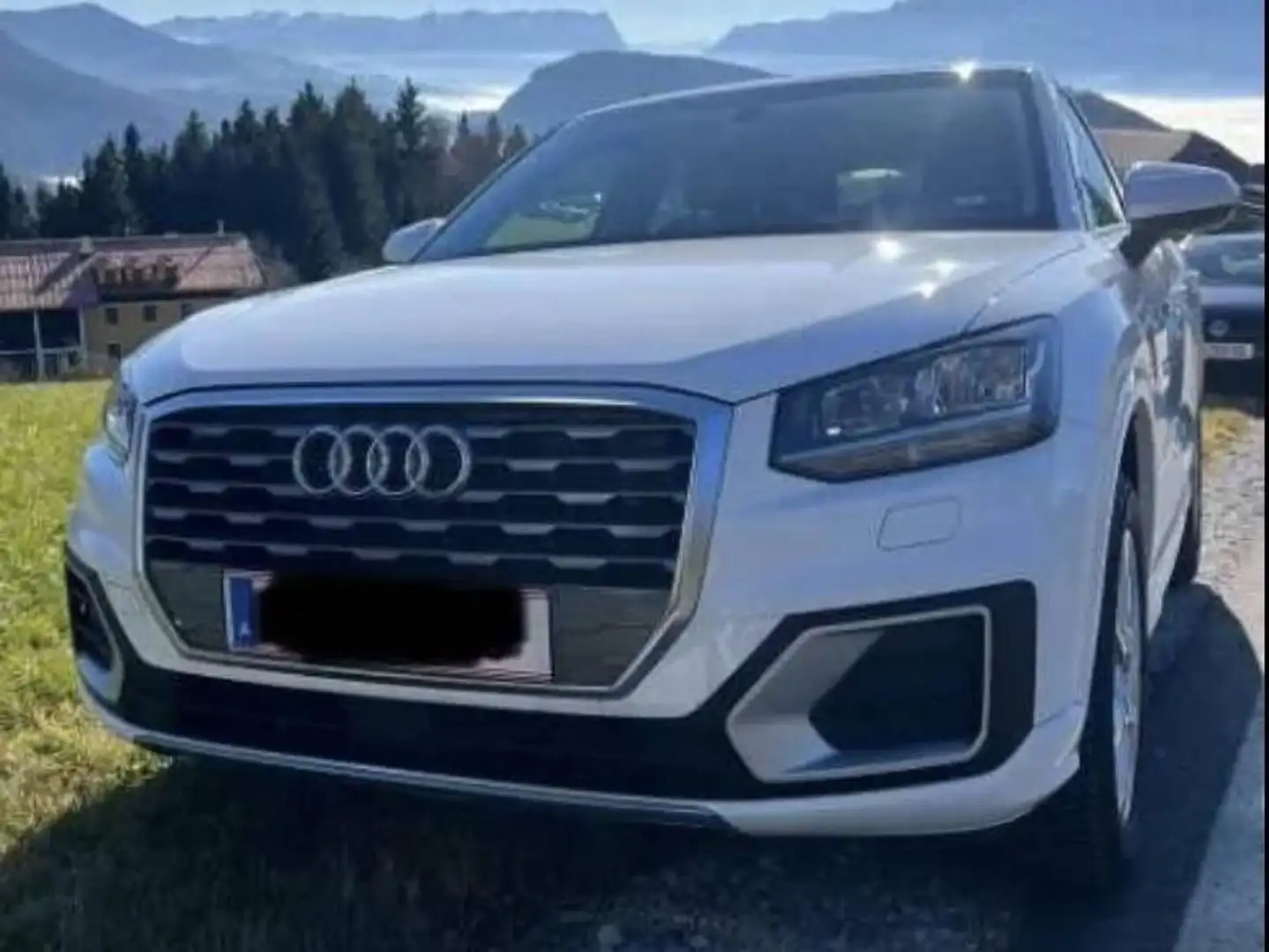 Audi Q2 Q2 1,4 TFSI COD Sport Sport Weiß - 1