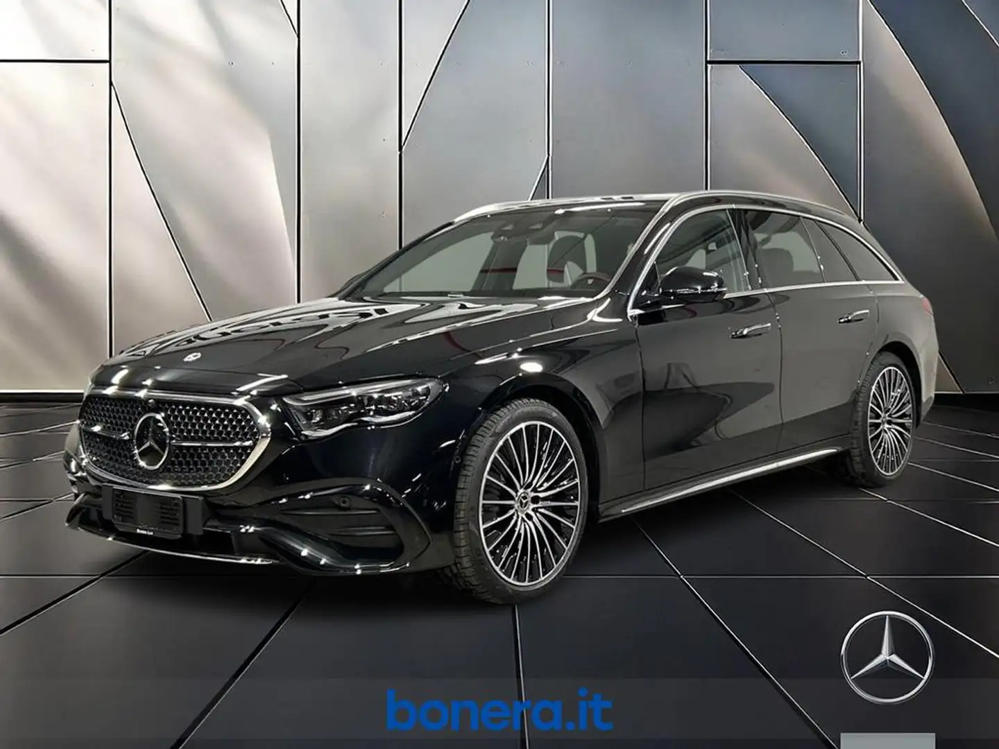 Mercedes-Benz E 220 SW d AMG Line Advanced Plus 4matic auto Zwart - 1