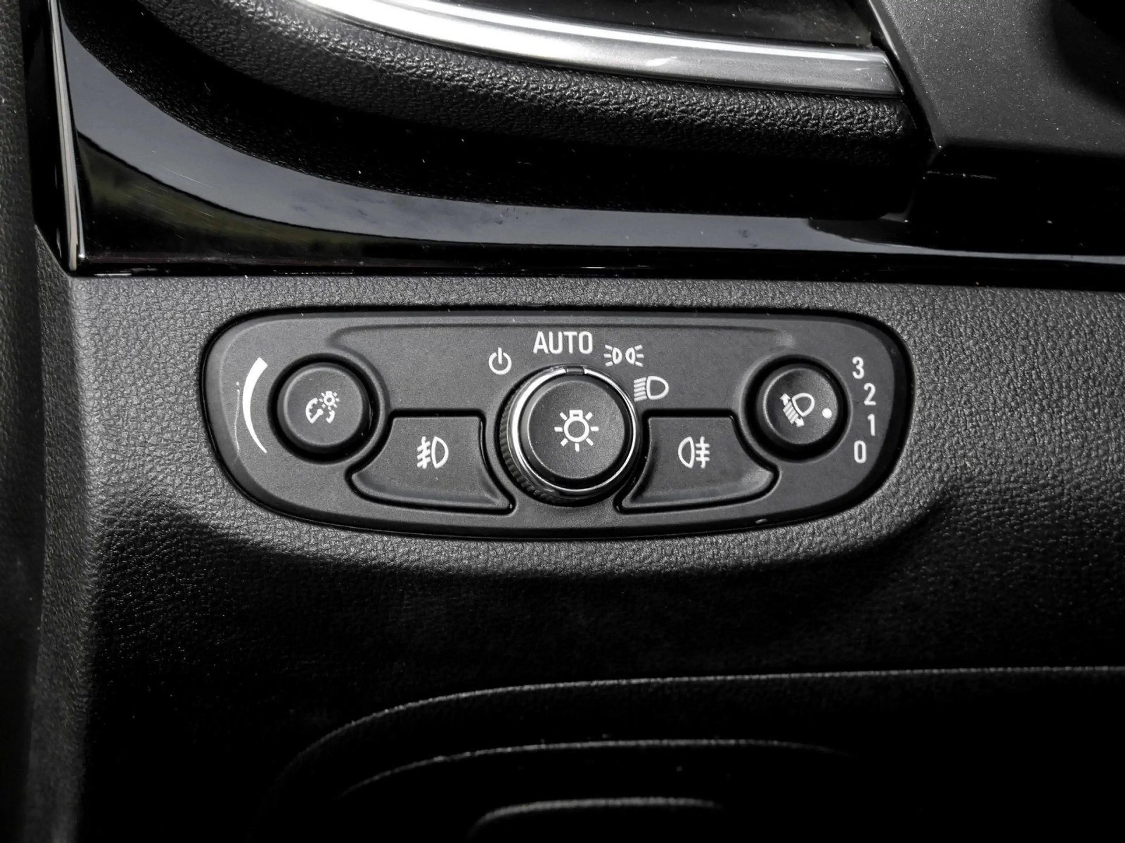 Opel Mokka X Active Automatik*AHK*Kamera*PDC*SHZ*LHZ* — photo 13