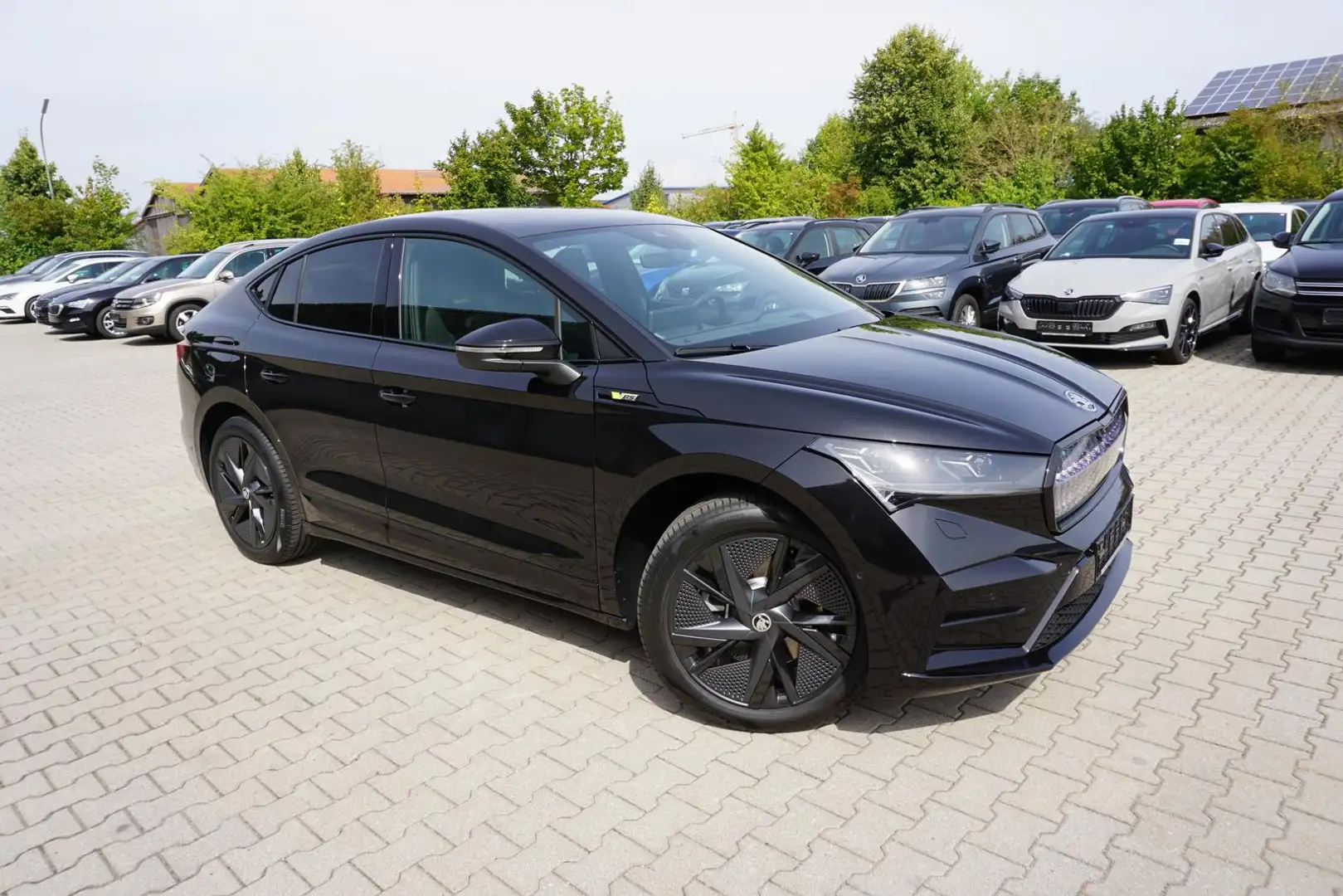 Skoda Enyaq iV Coupé RS 4x4 ACC Pano Navi Mtl.395,- Schwarz - 1