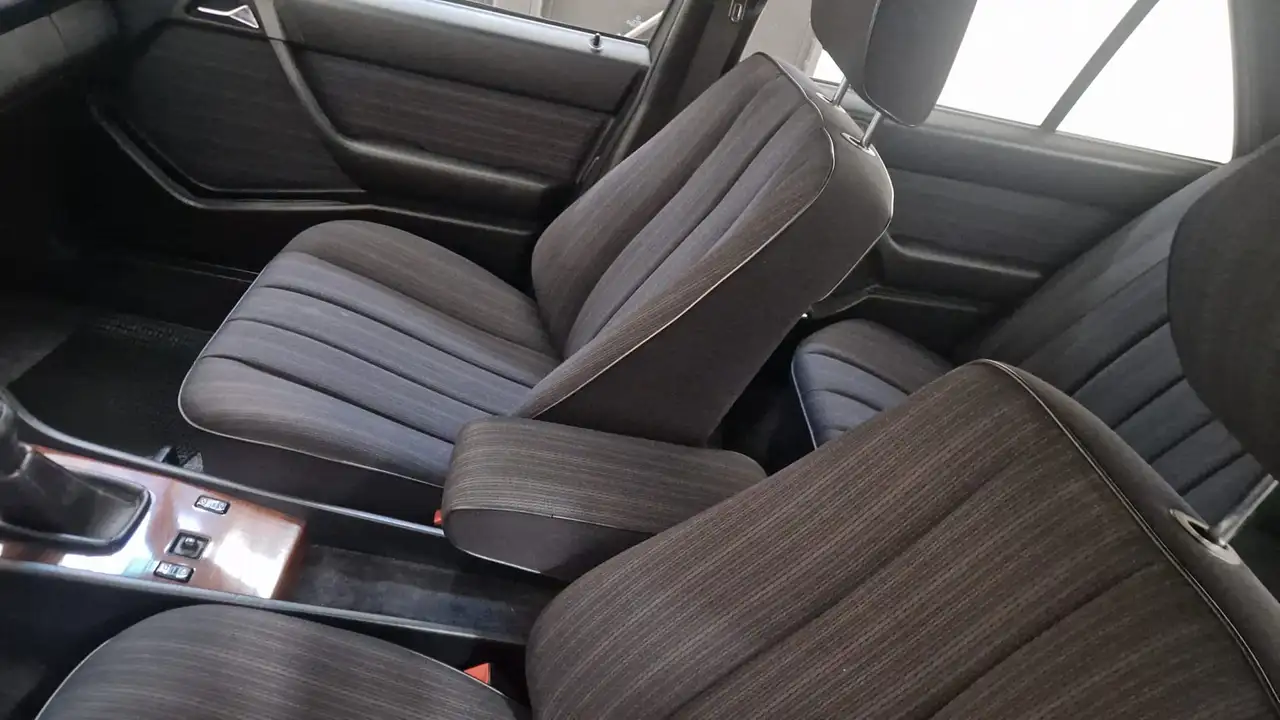 Mercedes-Benz E 200 (124) Sportline, foto 3