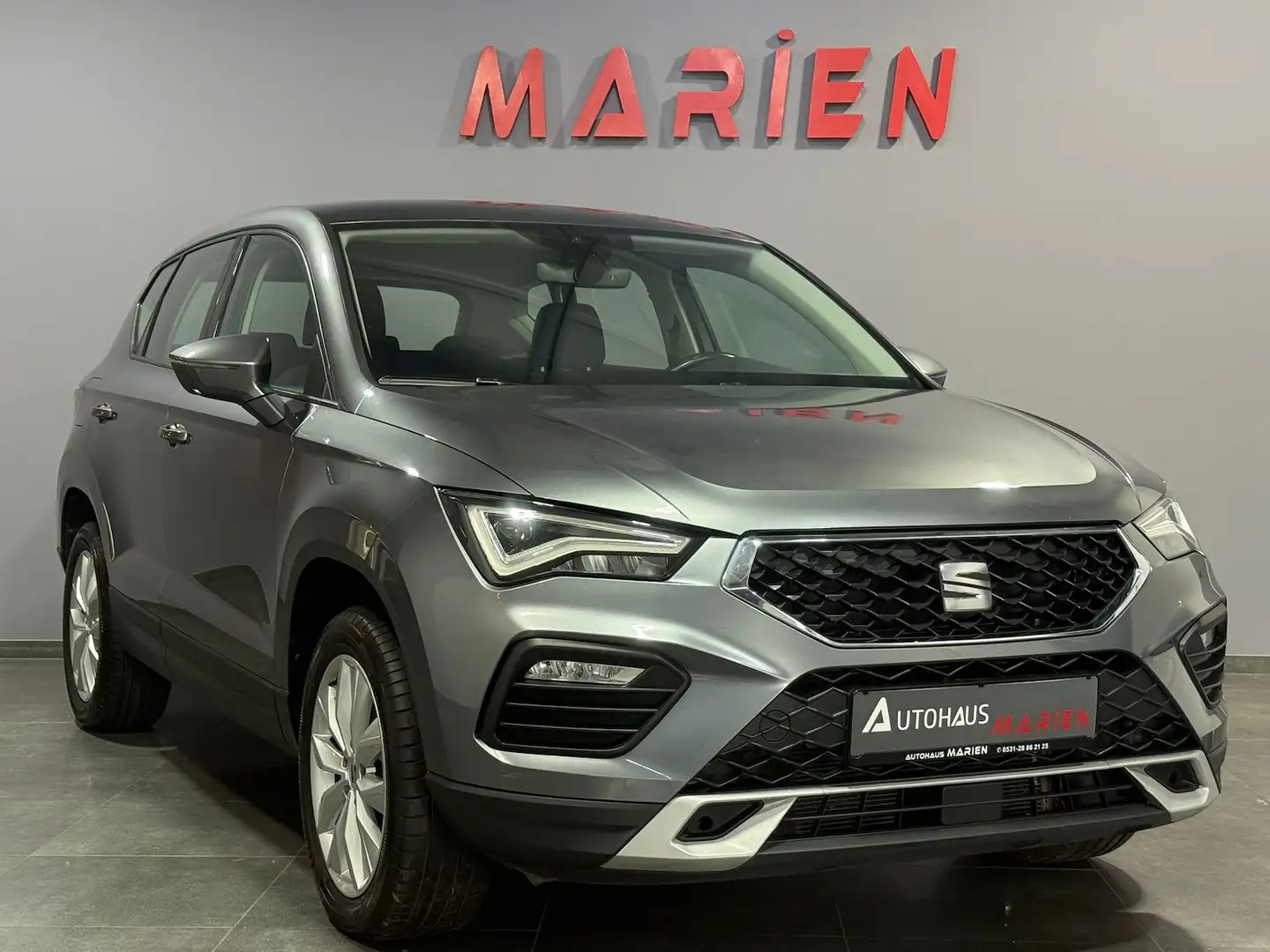 SEAT Ateca 2.0 TDI DSG*LED*NAVI*KAMERA*VIRTUAL*AHK Gris - 2