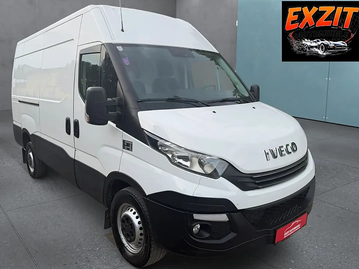 Iveco Daily 35S18A8HV 4100 SHD Weiß - 1