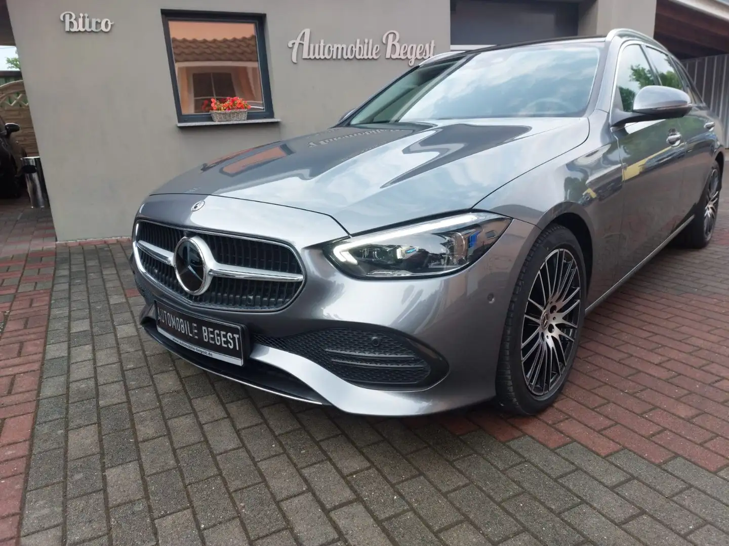 Mercedes-Benz C 220 d 4MATIC+360°+LEDER+48TKM+GARANTIE Grau - 1