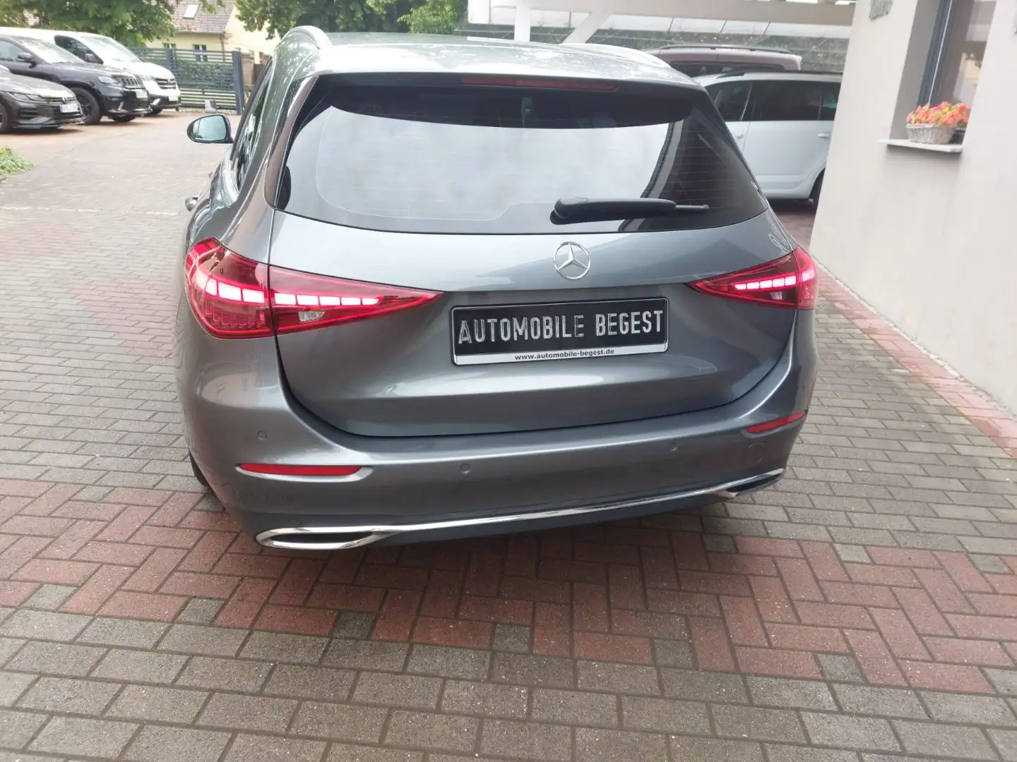 Mercedes-Benz C 220 d 4MATIC+360°+LEDER+48TKM+GARANTIE Grau - 2
