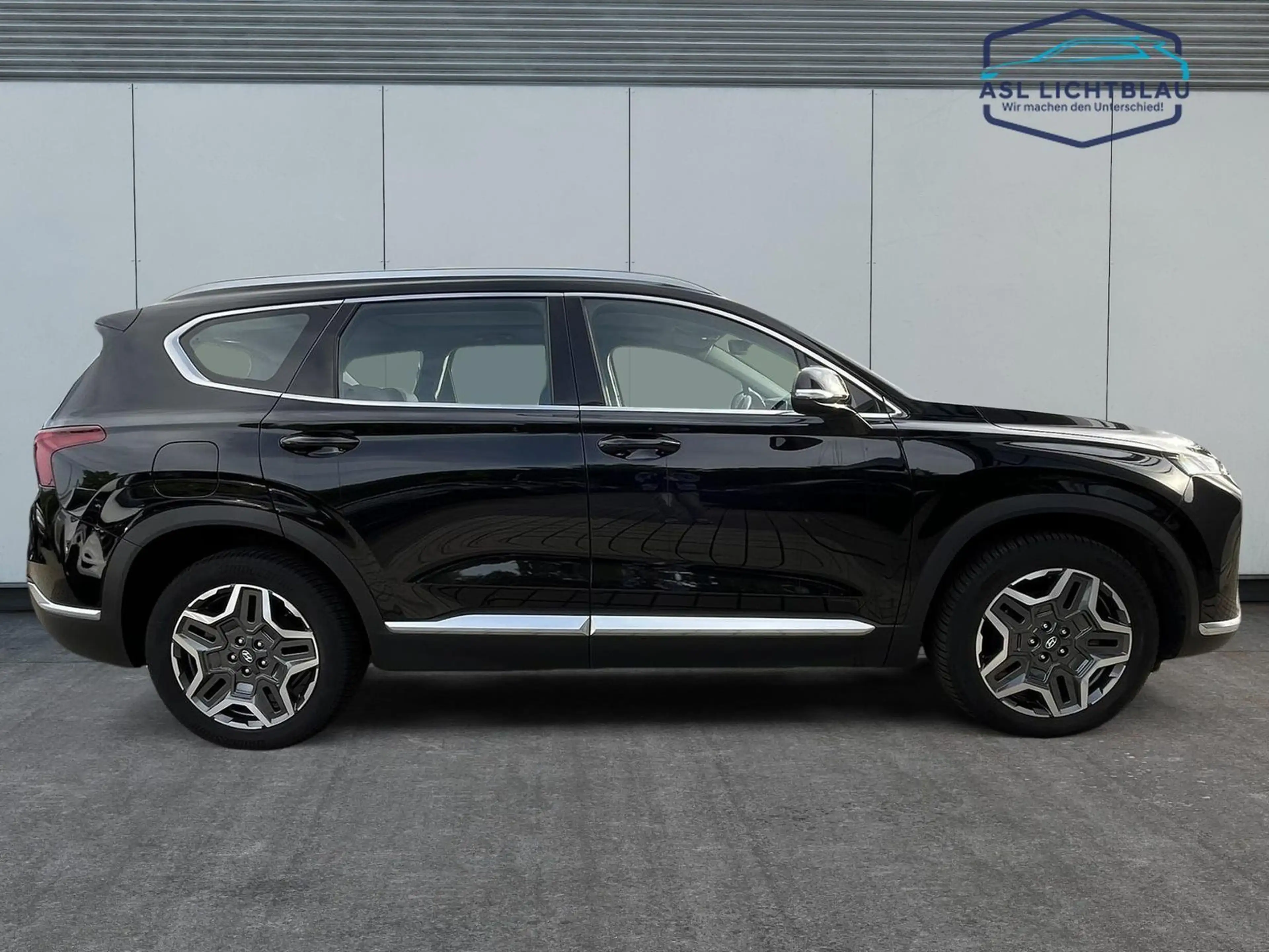 Hyundai SANTA FE Plug-in-Hybrid 1.6 T- Santa Fe Facelift PHEV 1.6 T-GDi 4WD 6AT — photo 4