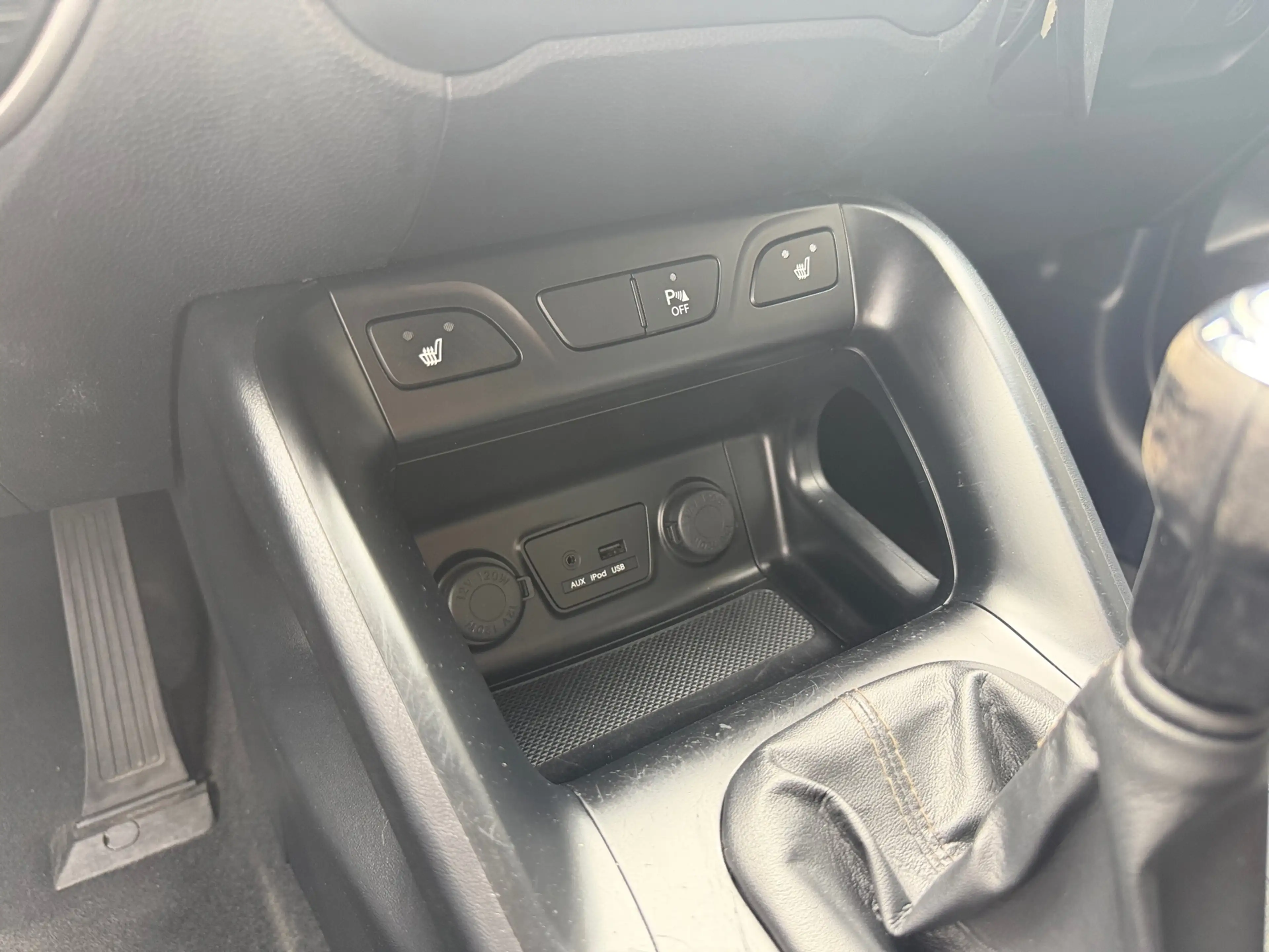 Hyundai iX35 2.0i Style - Black Pearl - Leder/Multimedia/Trekha — photo 21