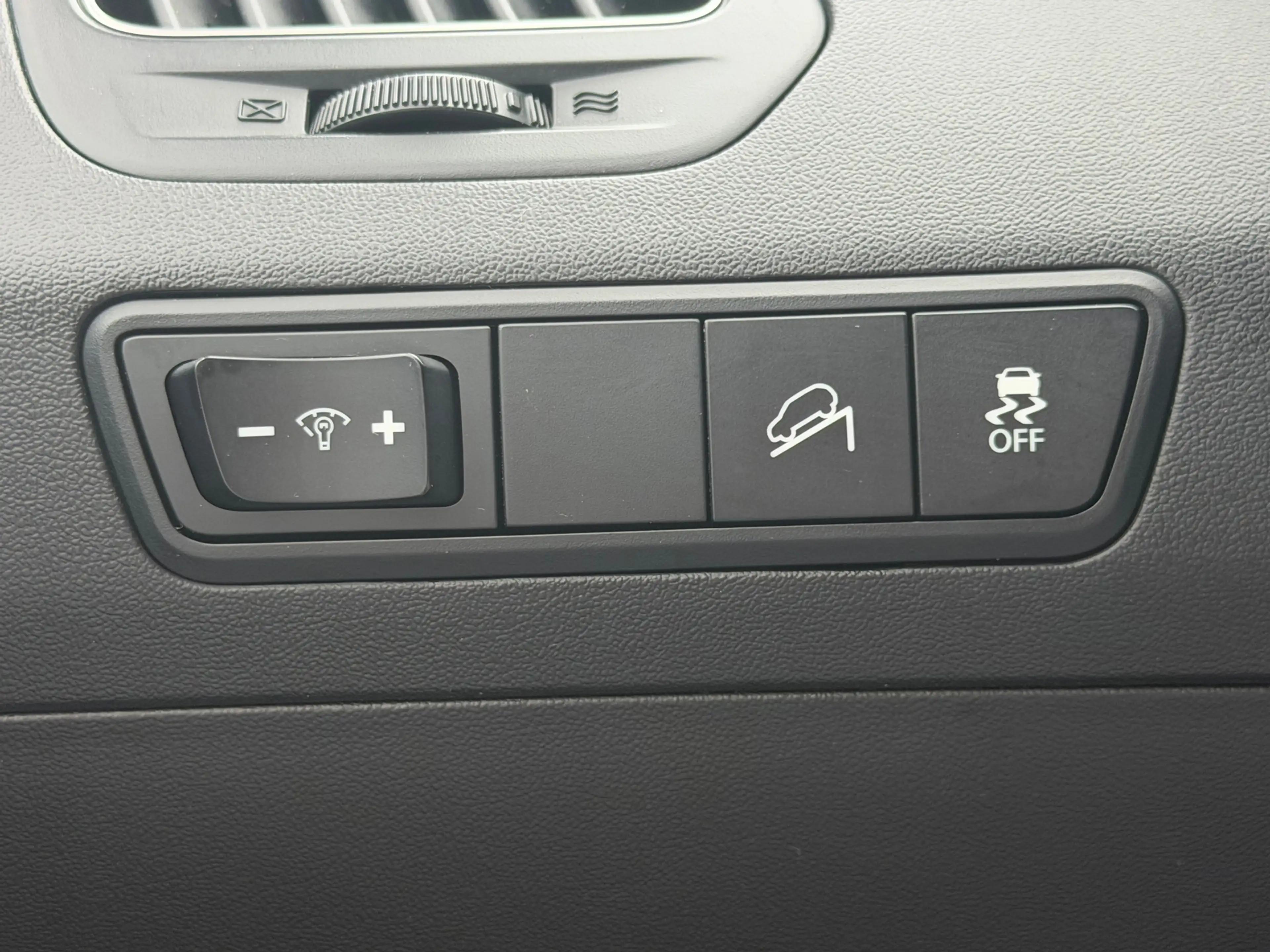 Hyundai iX35 2.0i Style - Black Pearl - Leder/Multimedia/Trekha — photo 23