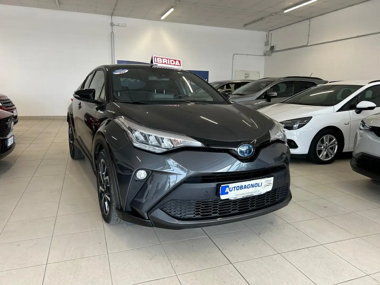 Toyota C-HR TREND 2.0 Hybrid E-CVT UNICO PR. Grigio - 2