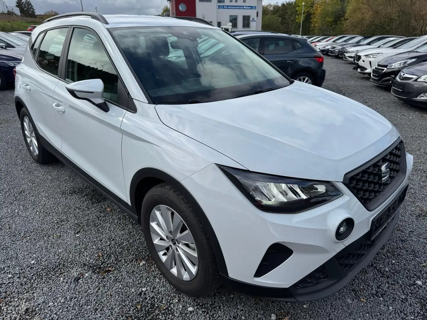 SEAT Arona 1.0 TSI *DSG*STYLE*PDCHI*DAB*TEMPOMAT*FRON Weiß - 1