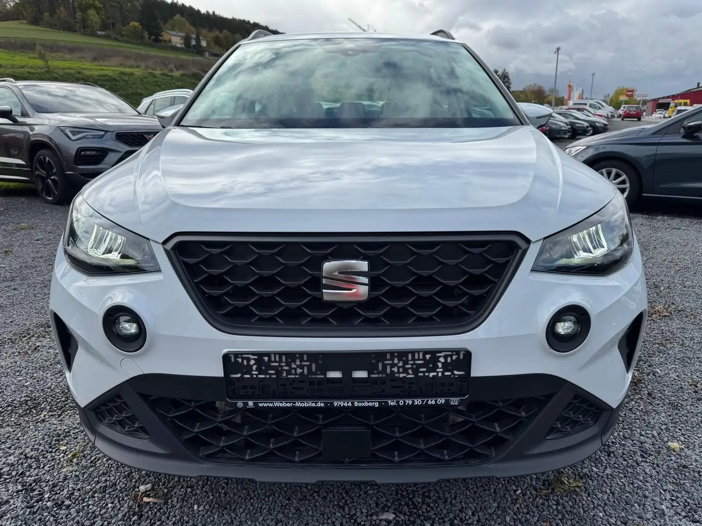 SEAT Arona 1.0 TSI *DSG*STYLE*PDCHI*DAB*TEMPOMAT*FRON Weiß - 2