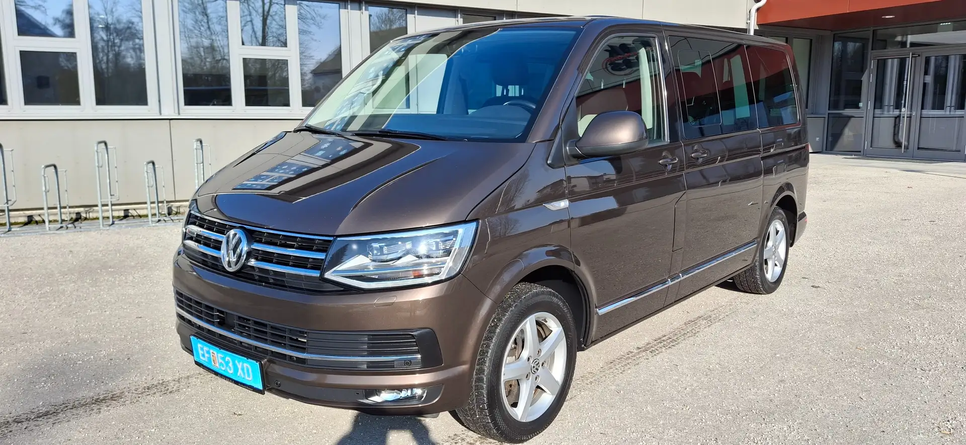 Volkswagen T6 Multivan Multivan Edition 2,0 TDI 4Motion DSG Edition Braun - 1