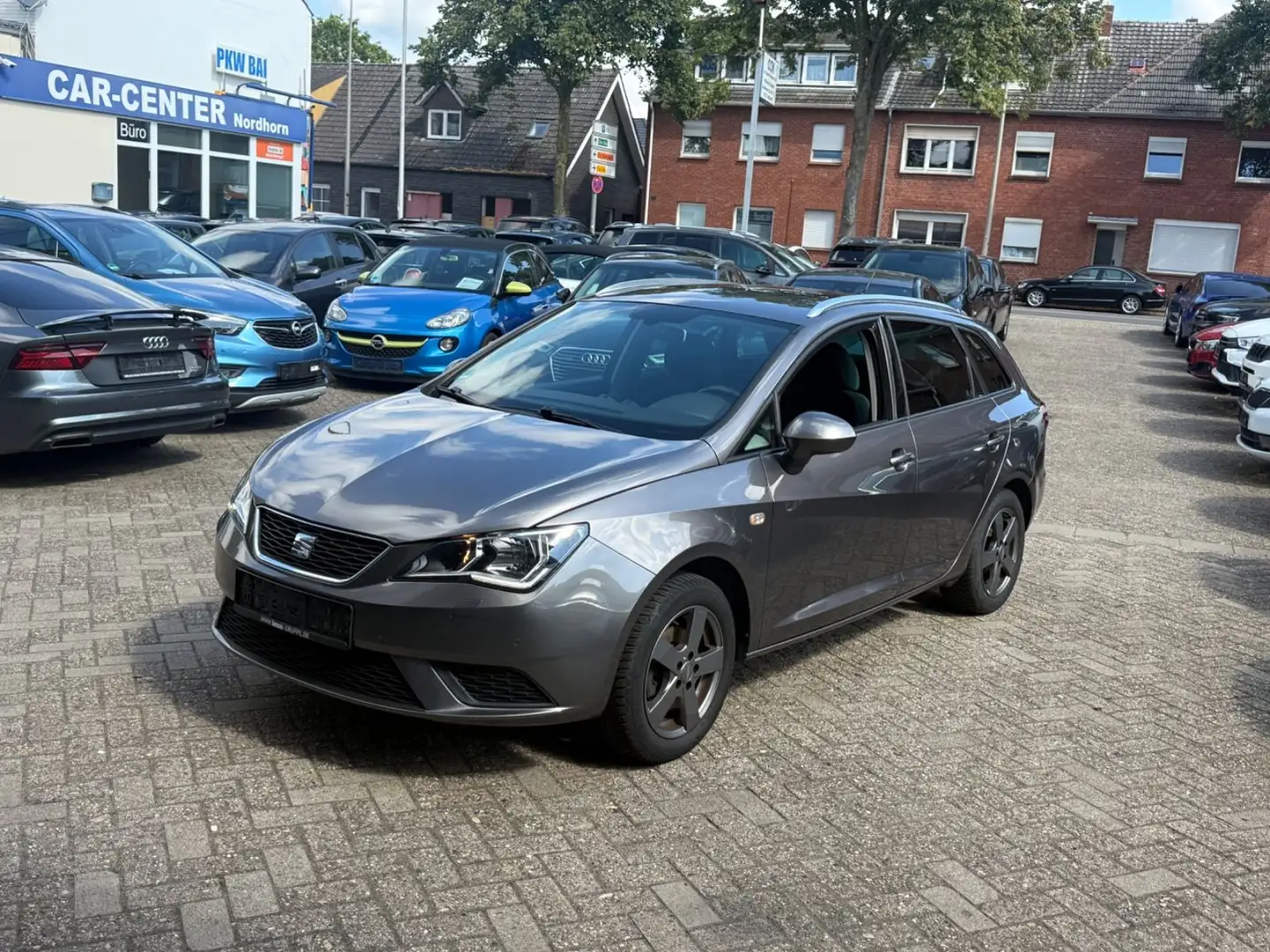 SEAT Ibiza ST Style*NAVI*KLIMAAUTOMATIK*MFL*** Grau - 1