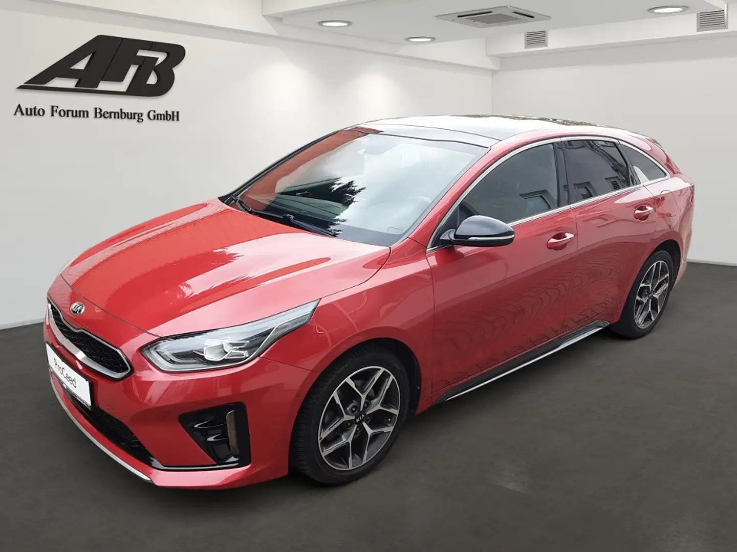 Kia ProCeed / pro_cee'd T-Line Rouge - 1