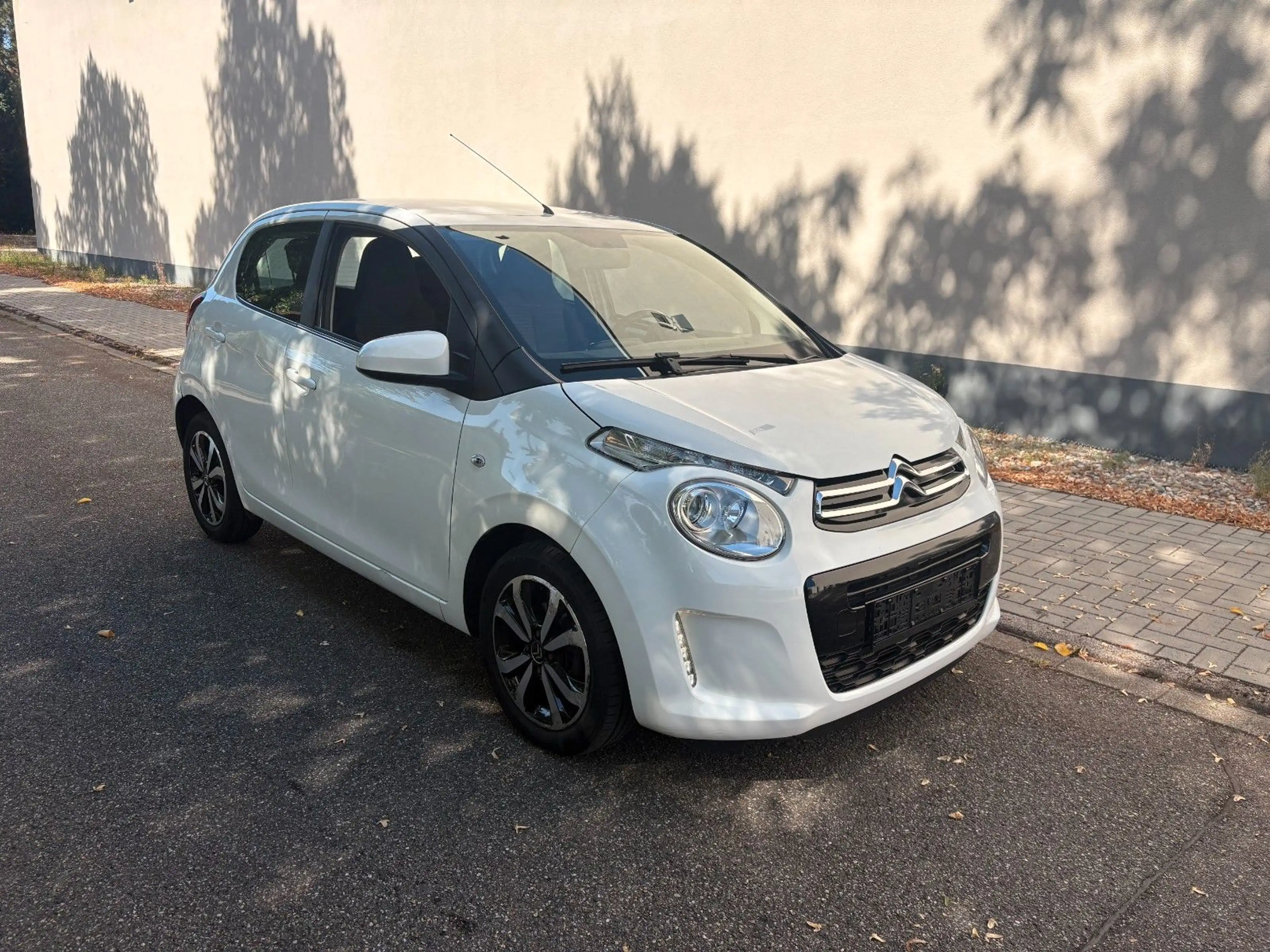 Citroen C1 Shine 1,0 Benzin Klima EURO 6 AUTOMAT.Kamera — photo 3