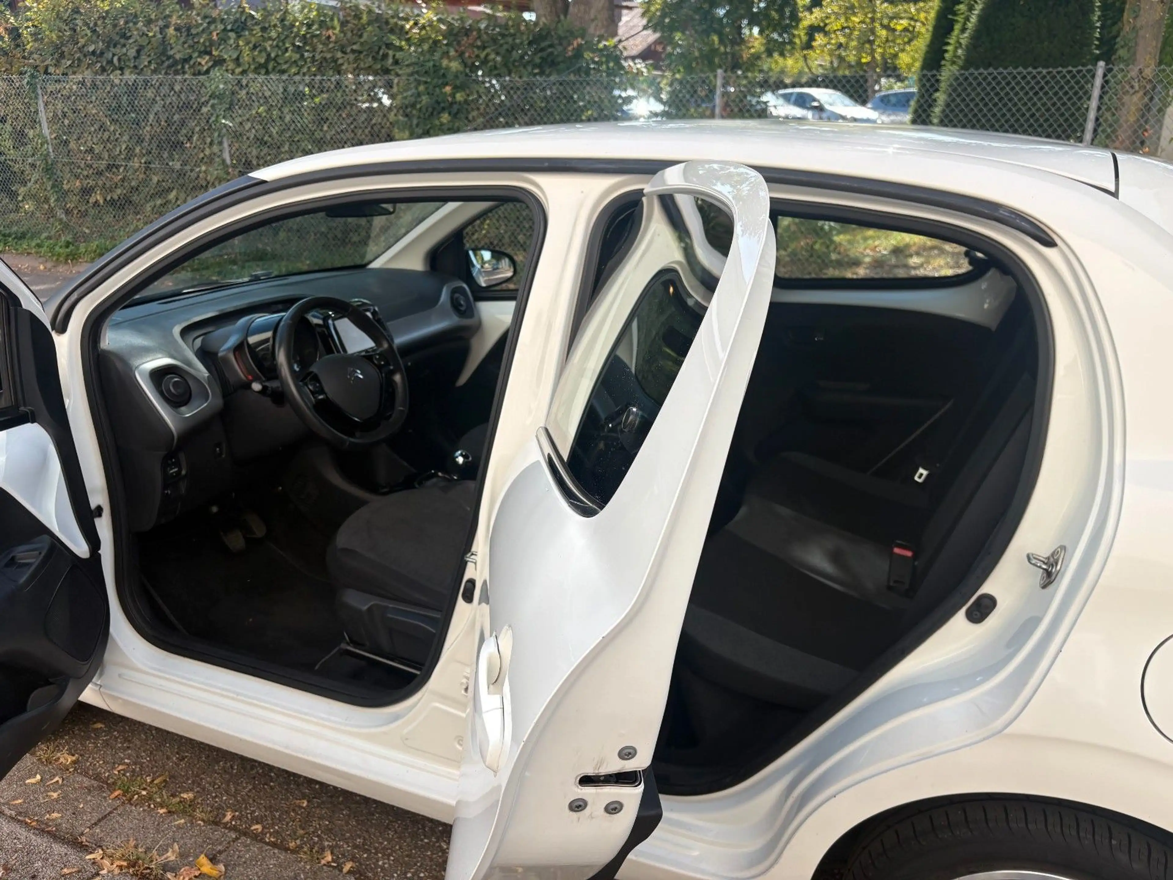 Citroen C1 Shine 1,0 Benzin Klima EURO 6 AUTOMAT.Kamera — photo 9