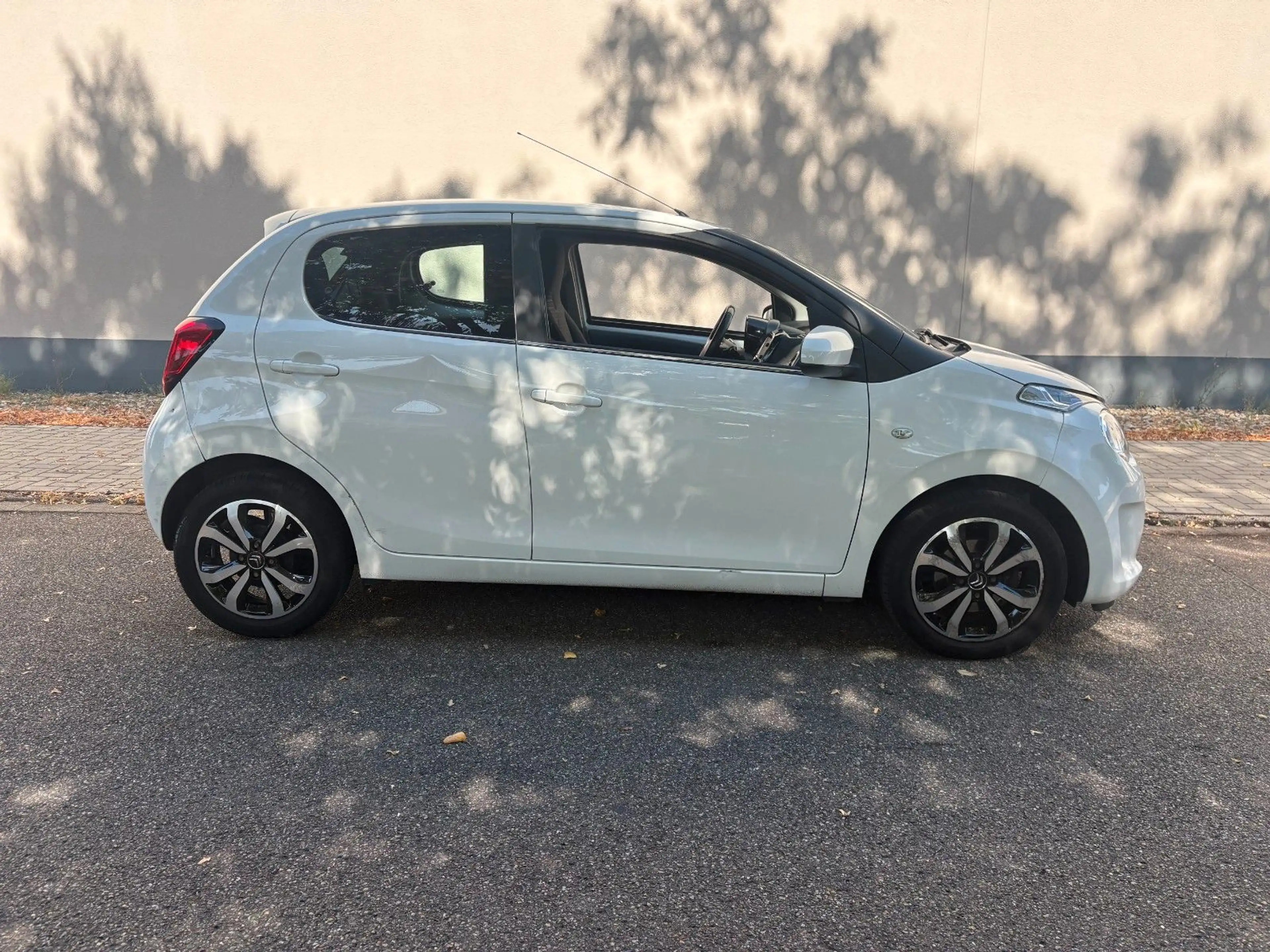 Citroen C1 Shine 1,0 Benzin Klima EURO 6 AUTOMAT.Kamera — photo 5
