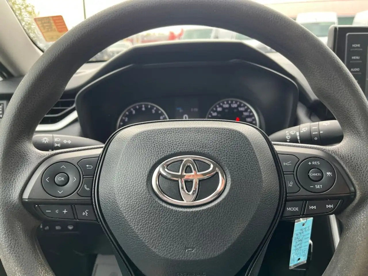 Toyota RAV 4 снимка Toyota RAV 4
