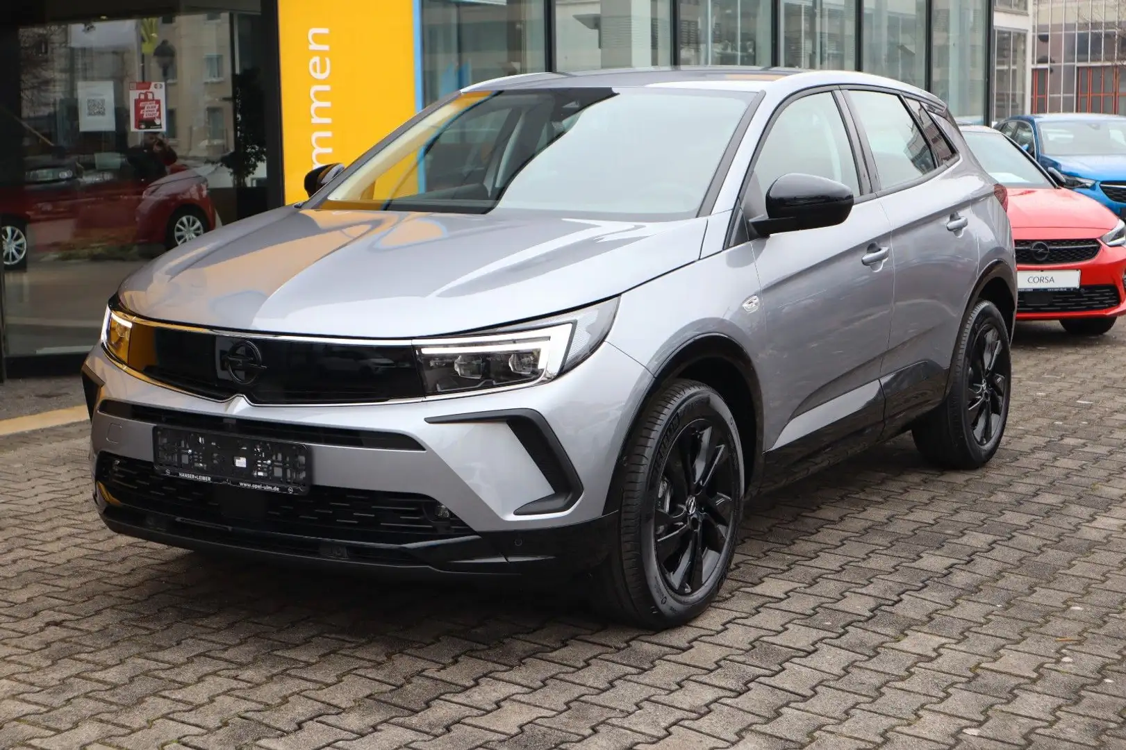 Opel Grandland X Grandland 1.2T 48V DCT6 GS, Navi Pro, 360° Silber - 2