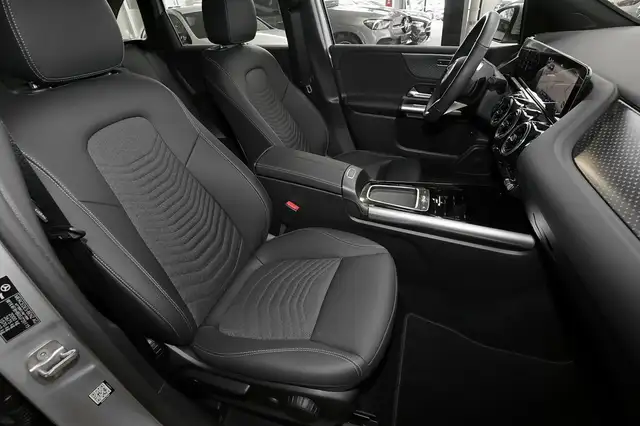 Mercedes-Benz B-Class view 5