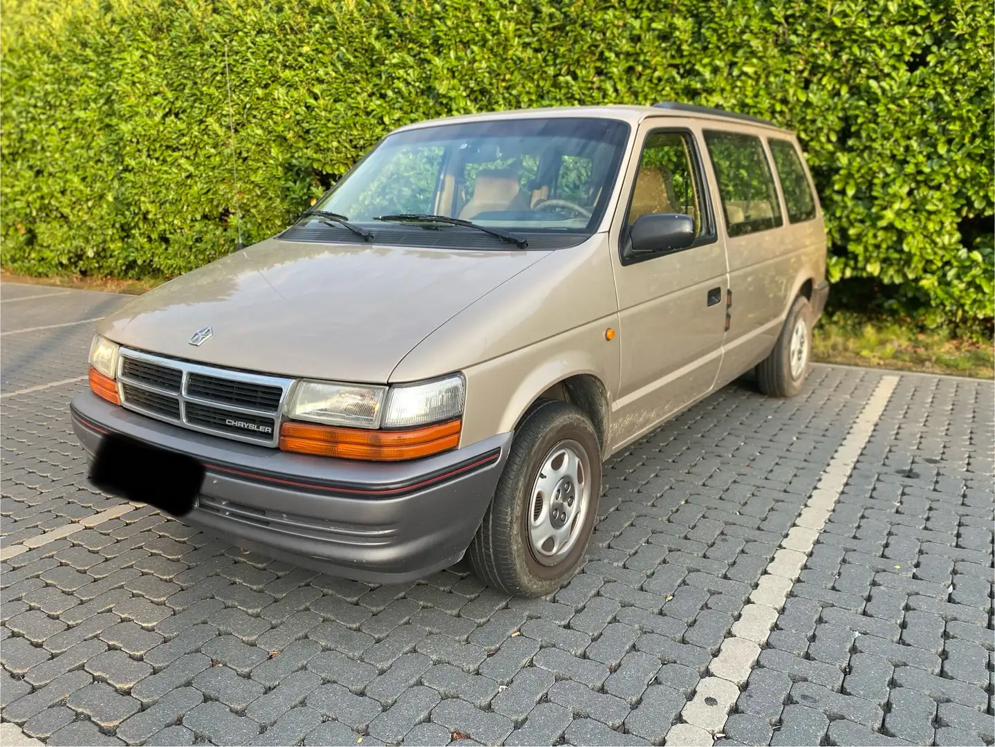 Chrysler Voyager Unieke oldtimer* 7 zitplaatsen :)! - 1