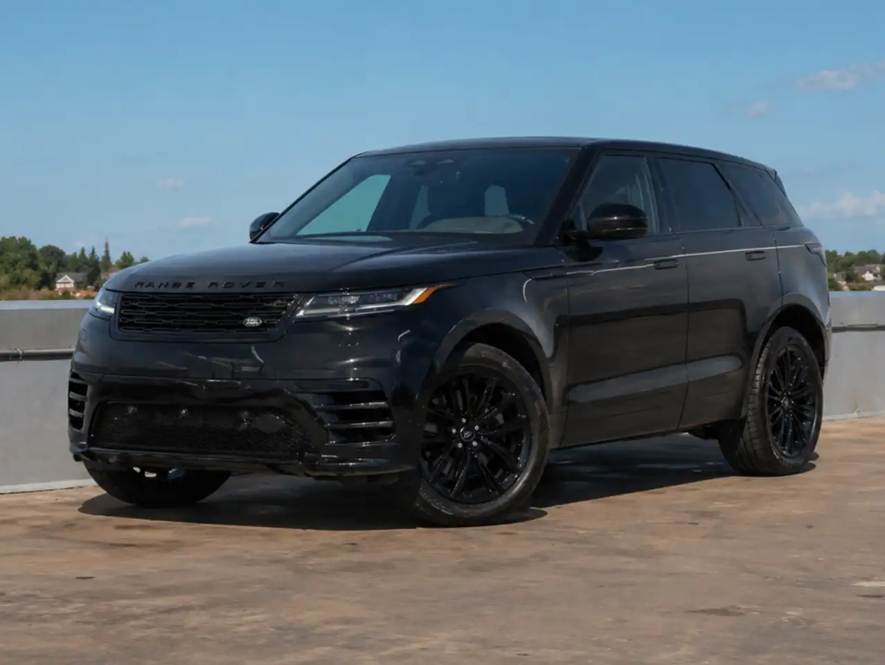 2025 Land Rover Range Rover Velar