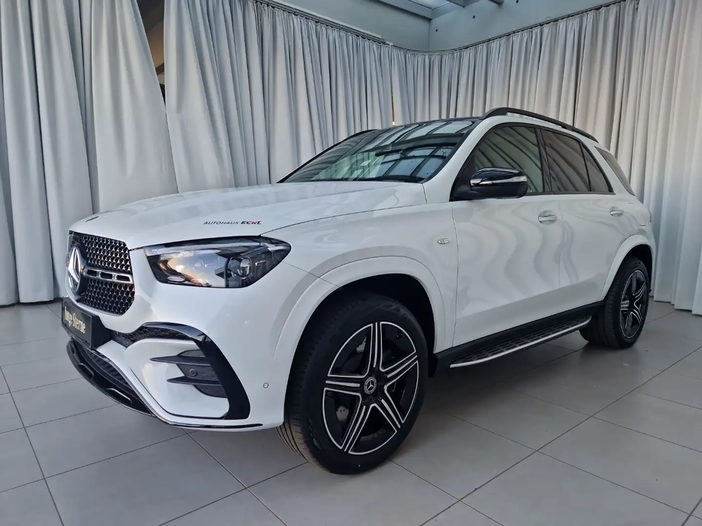 Mercedes-Benz GLE 350 de 4MATIC mit EQ Österreich-Edition Weiß - 2