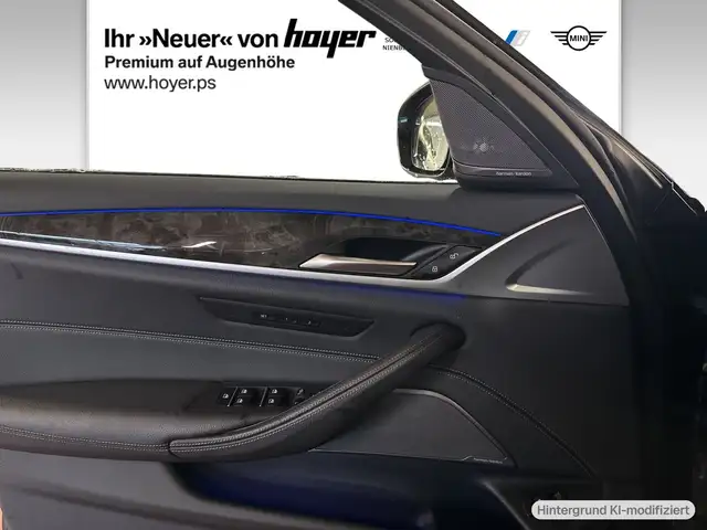 BMW 5 Series view 12