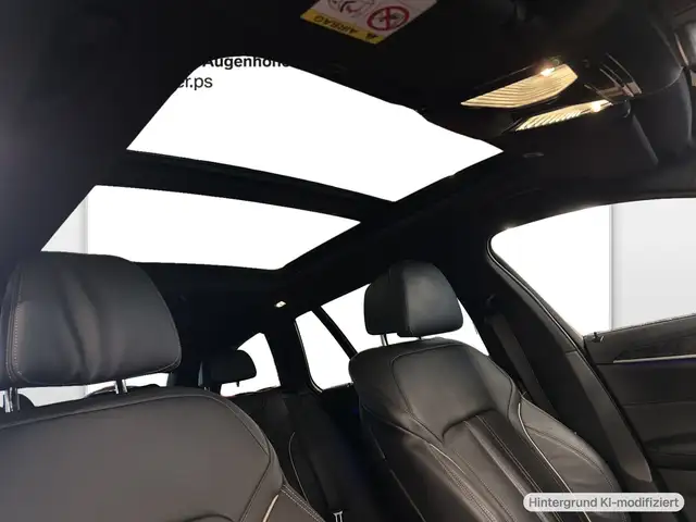 BMW 5 Series view 11