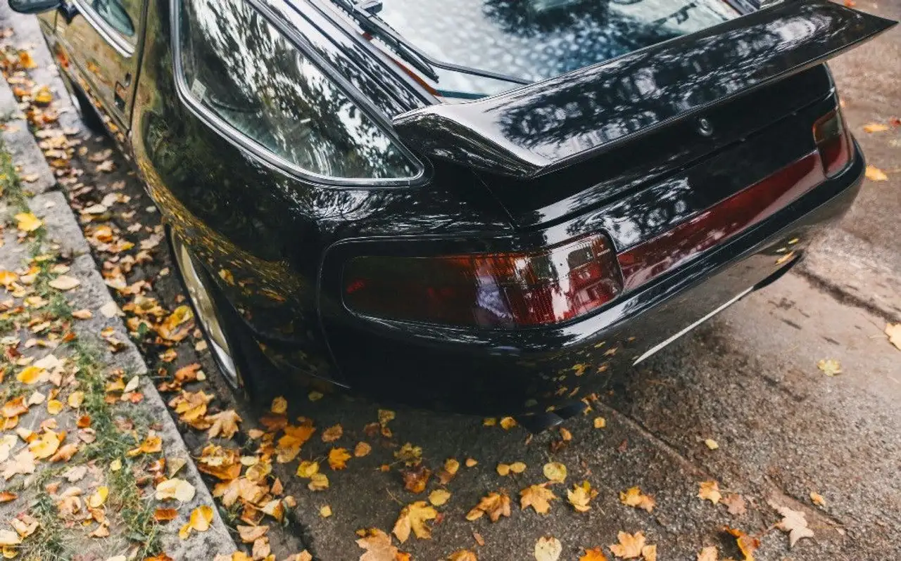 Porsche 928 GTS 5 GANG - SCHALTER - ABSOLUTE RARITÄT !!!, foto 7