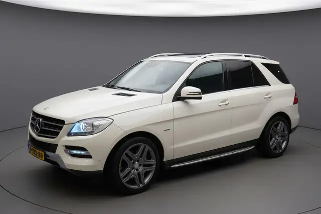 Mercedes-Benz ML 350 M-klasse 4Matic|Trekhaak|Opendak|Airmatic|Distroni