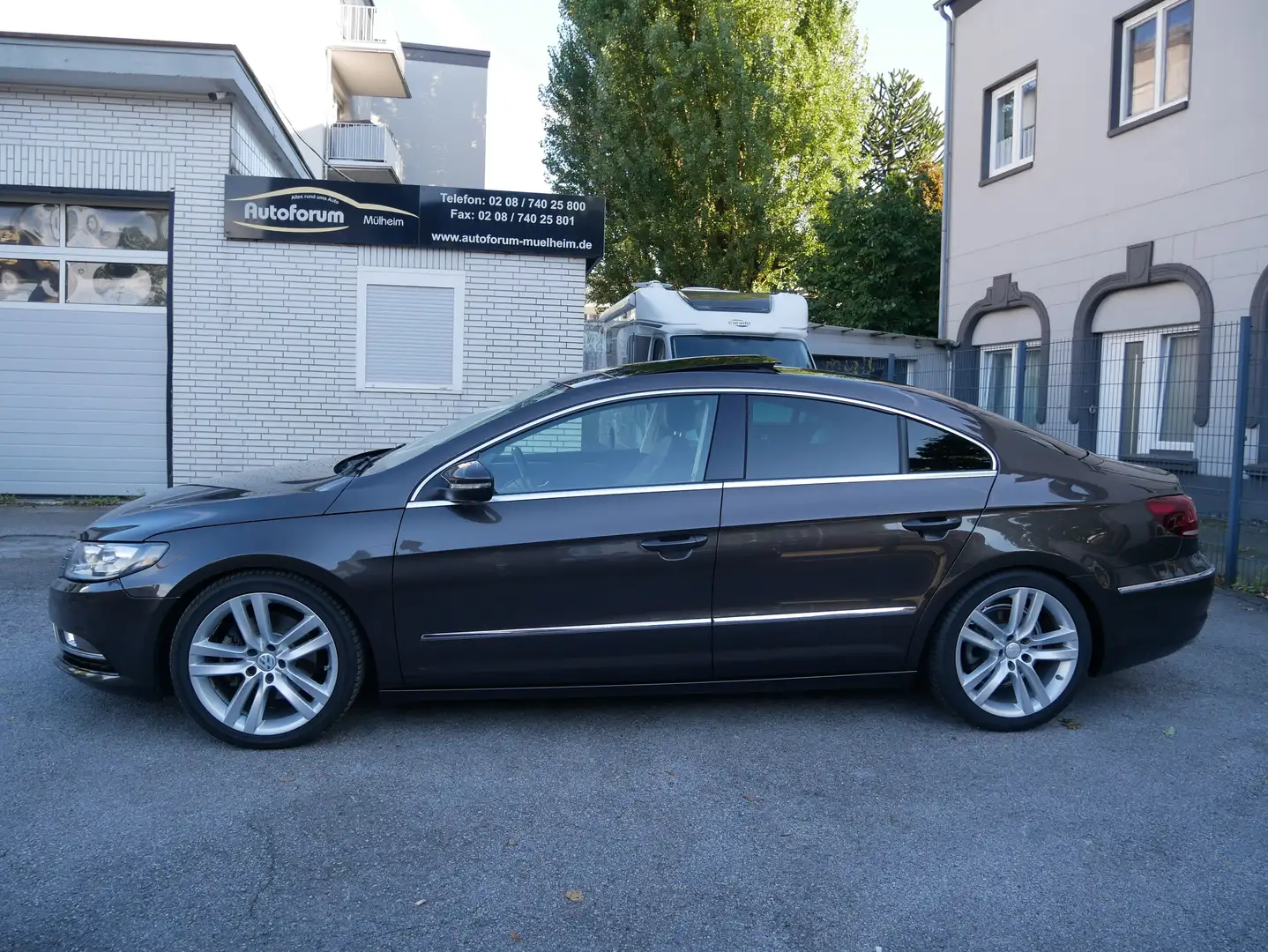 Volkswagen CC Basis BMT DSG LED Pano Leder SitzklimaNaviLane Kam Braun - 2