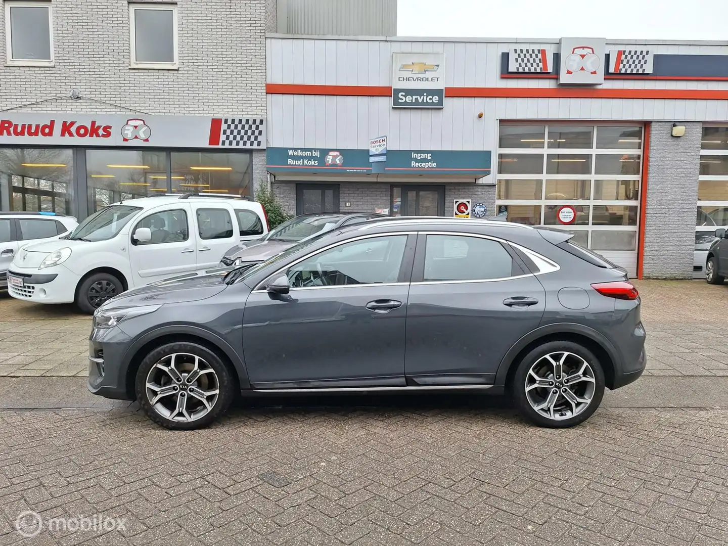 Kia XCeed 1.0 T-GDi DYNAMICLINE / 1e Eigenaar / Camera / Gris - 2