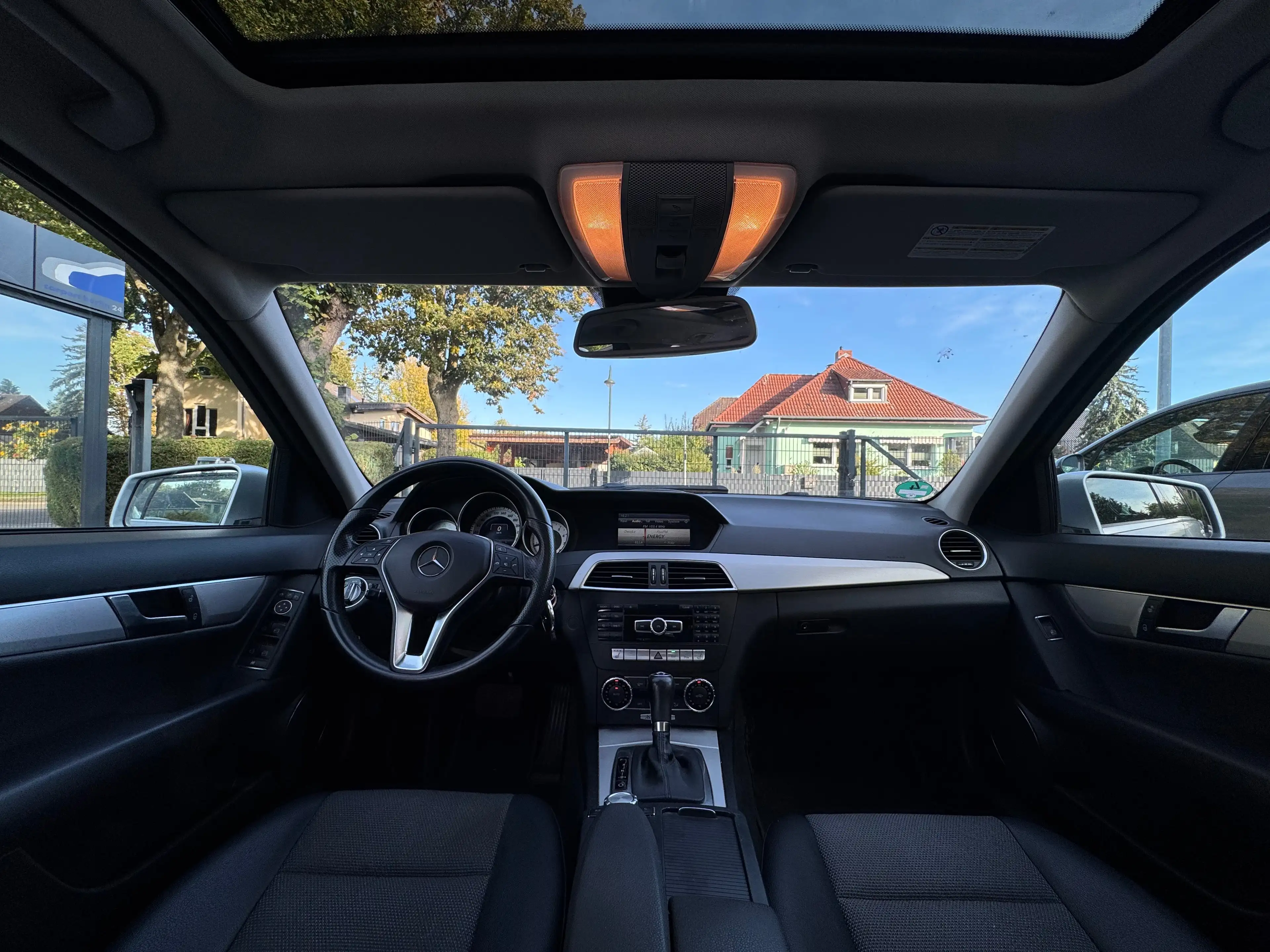 Mercedes-Benz C 250 C 250 CGI Avantgarde — photo 11