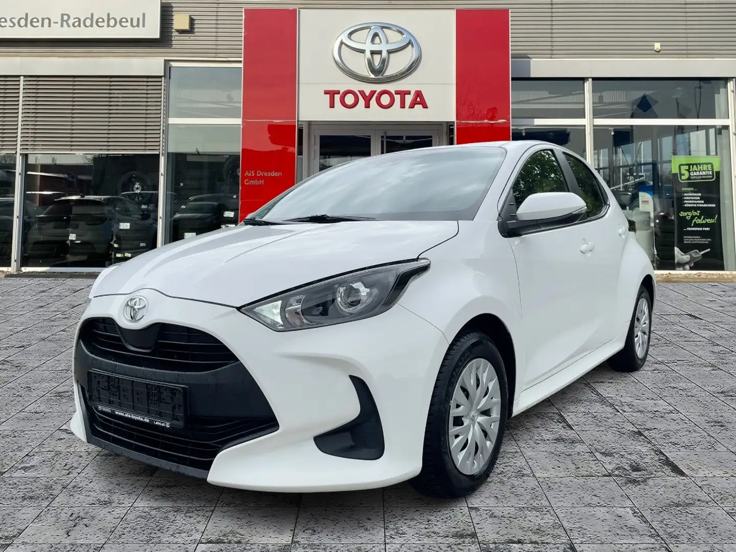 Toyota Yaris 1.0 Comfort KAM*DAB*ACC Weiß - 2