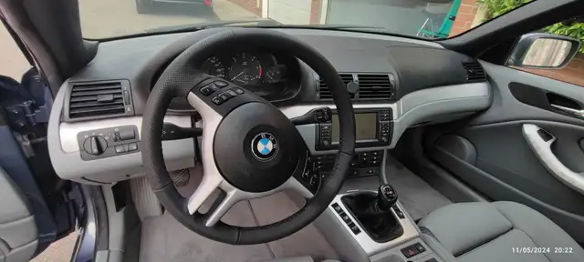 BMW 3 Series view 28